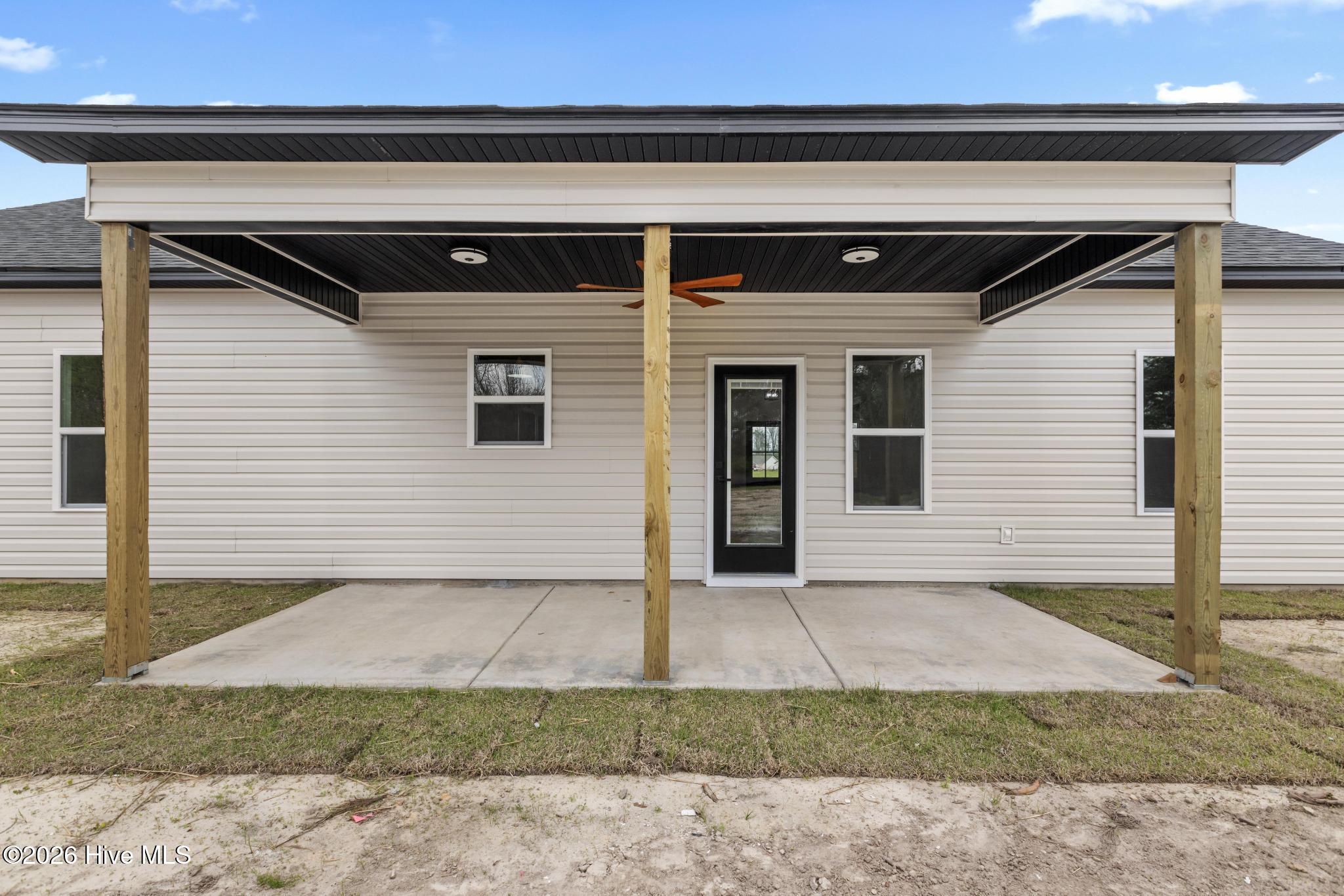 100515007 | Photo 28