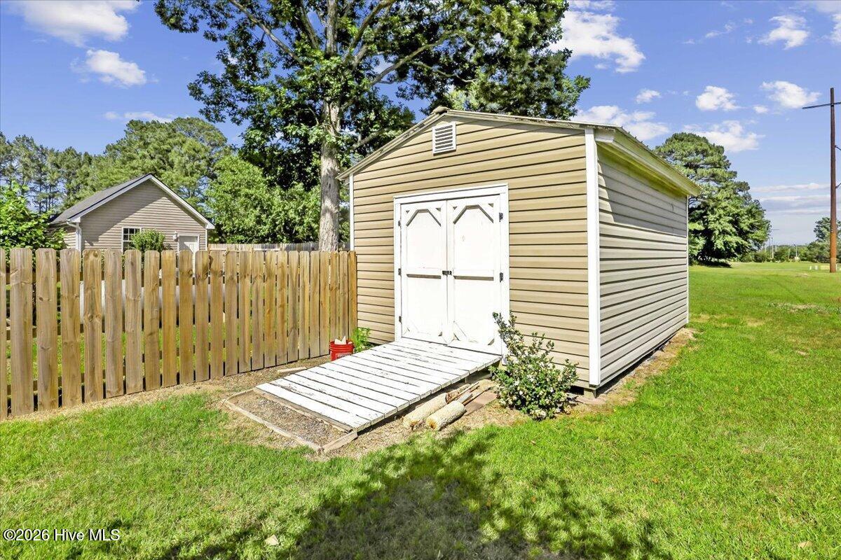 11-105 W Raintree Ln-11