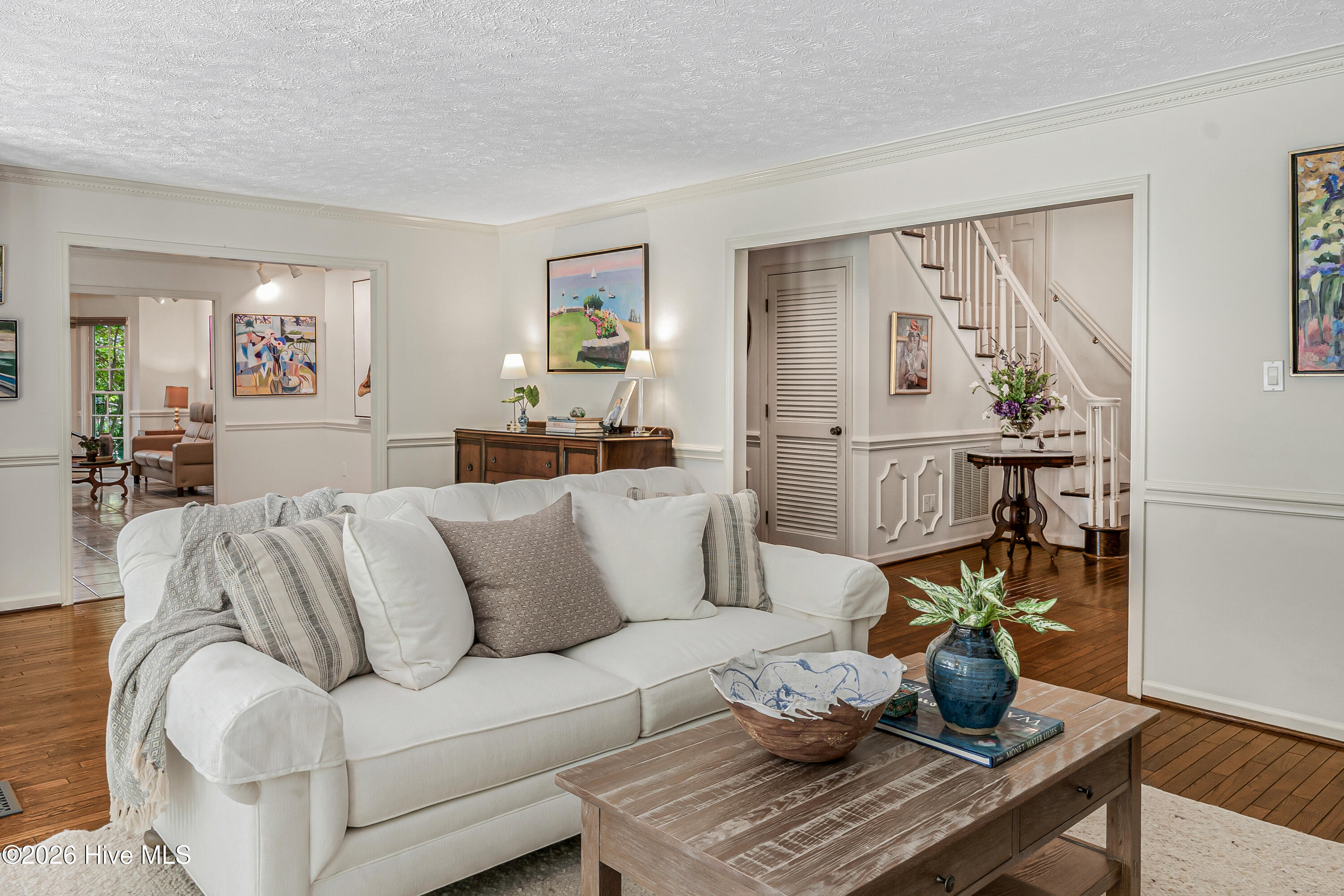 Entrance/Living Room