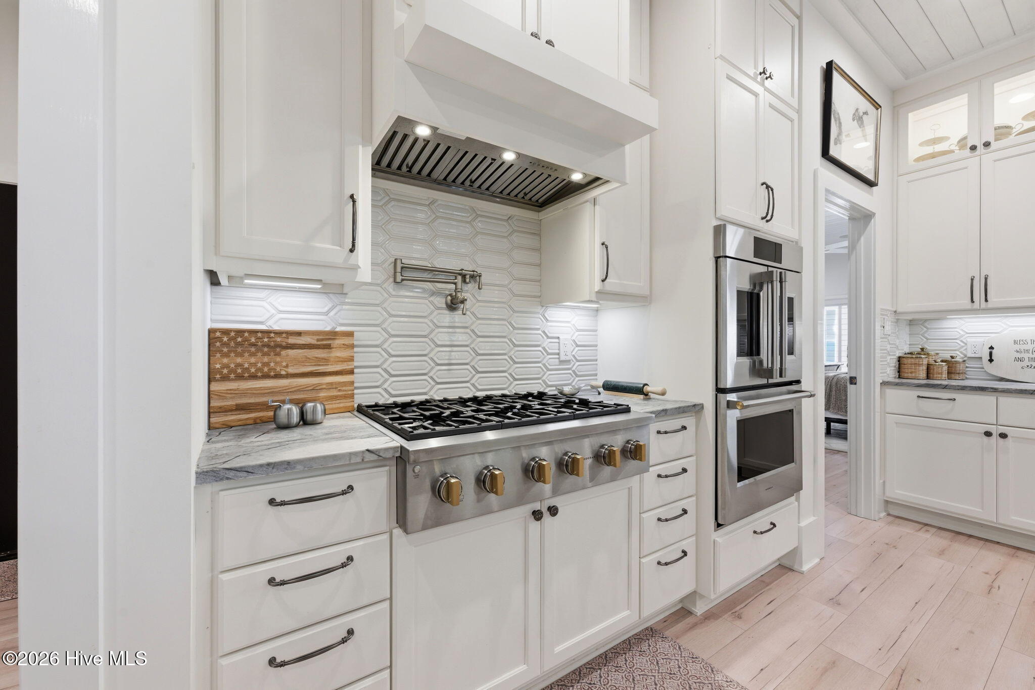 685 Raymond Road,Arapahoe