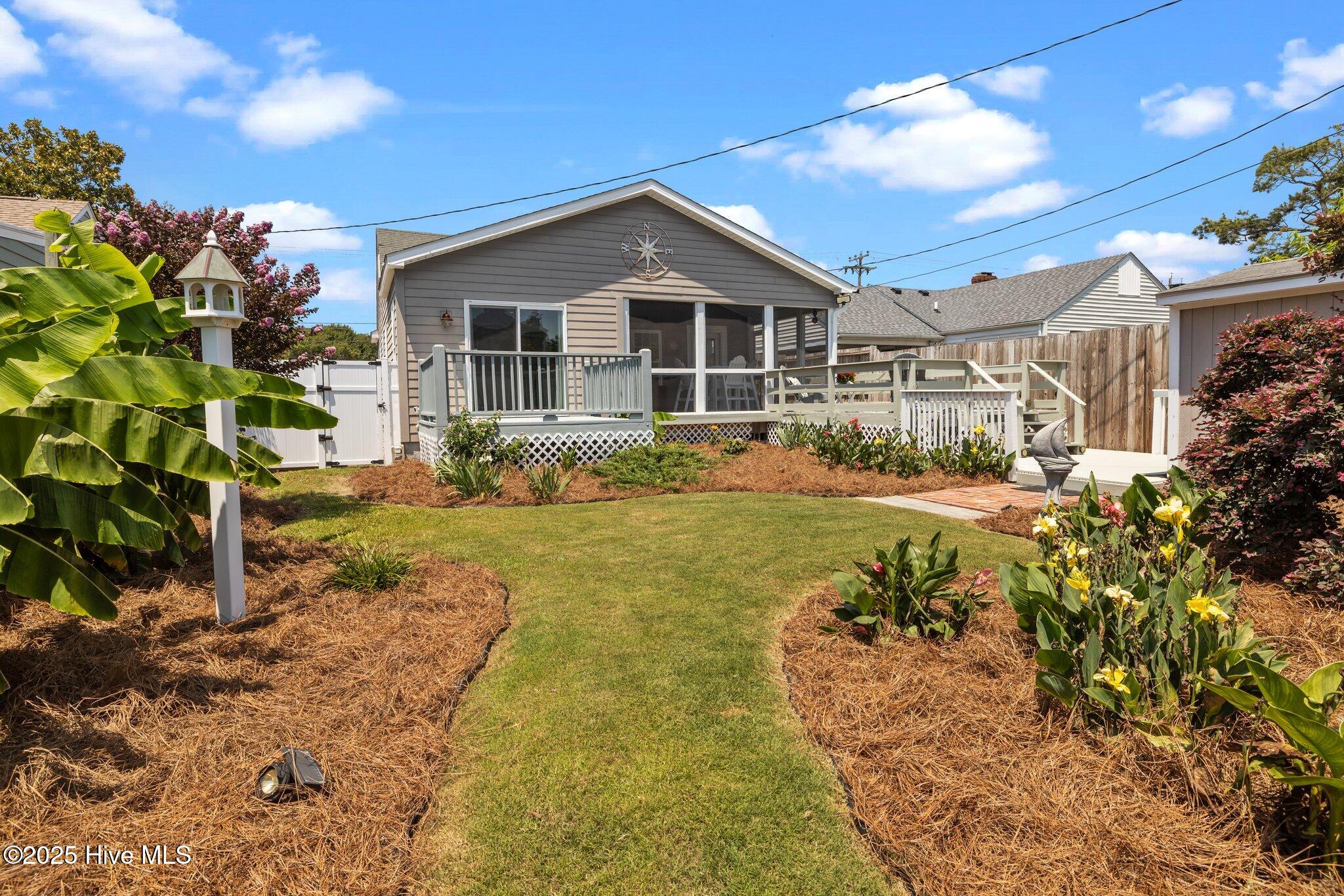 Homes for sale in Morehead City, NC | 3111 Arendell St, Morehead City, NC 28557 | MLS# 100515496