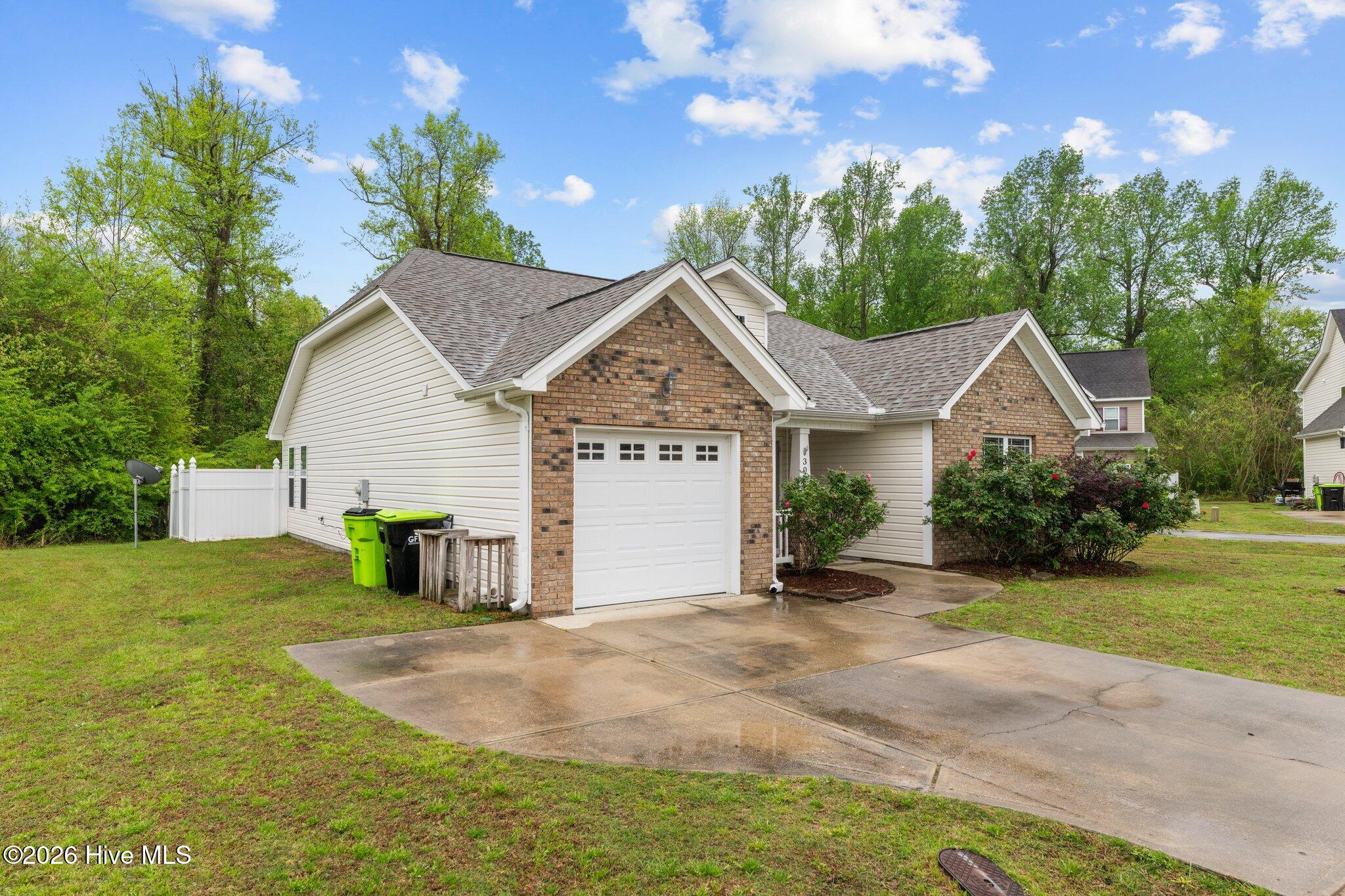 300 Hawks Bluff Drive,New Bern