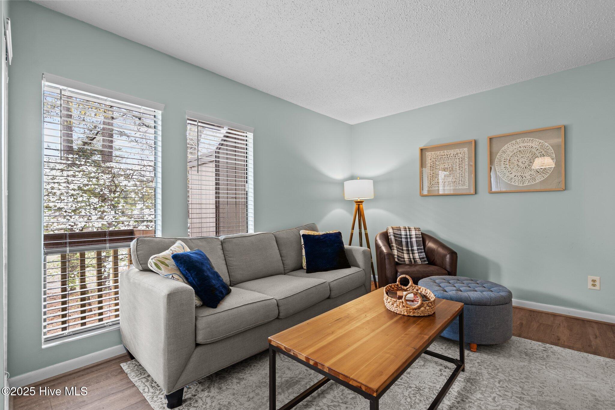 5 Pine Tree Road 211