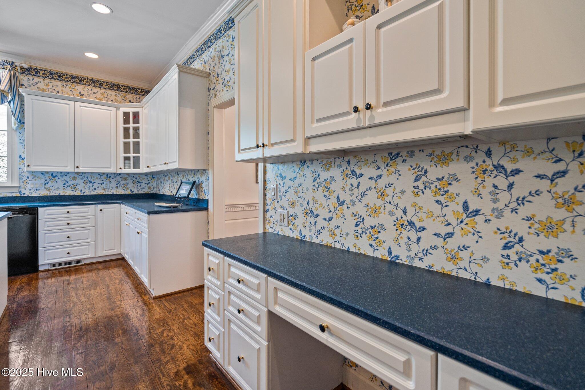 Hardwoods in Kitchen