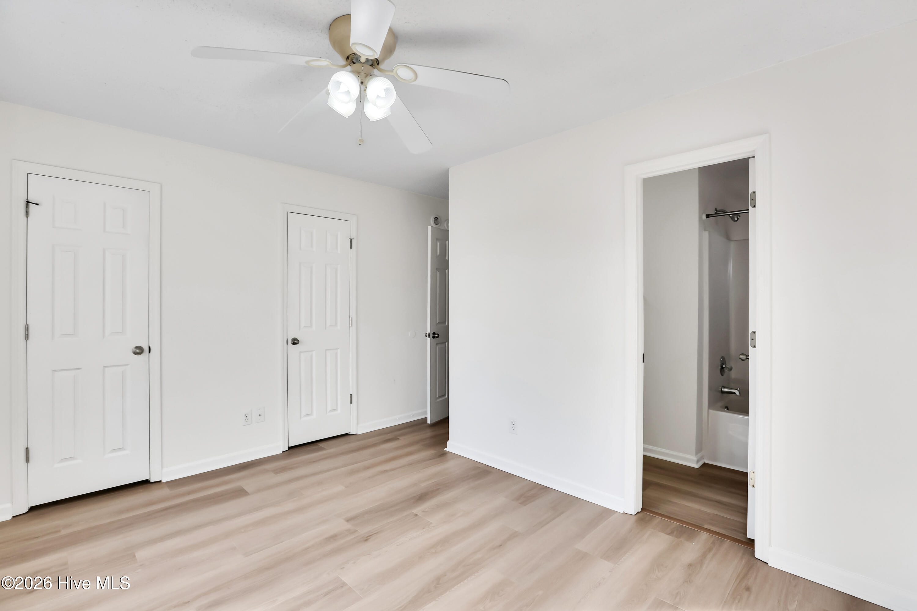 100551471 | Photo 18