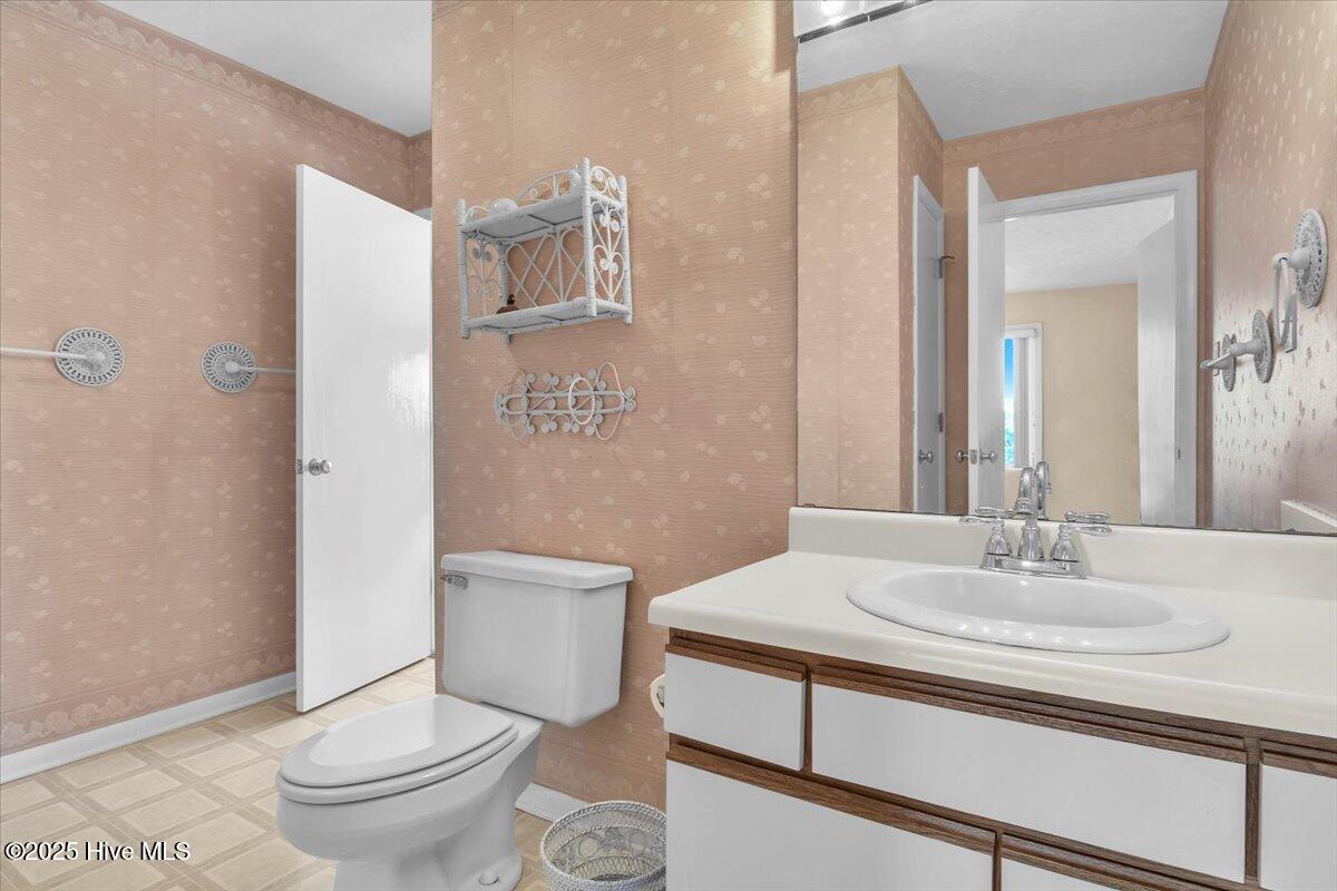 100527550 | Photo 21