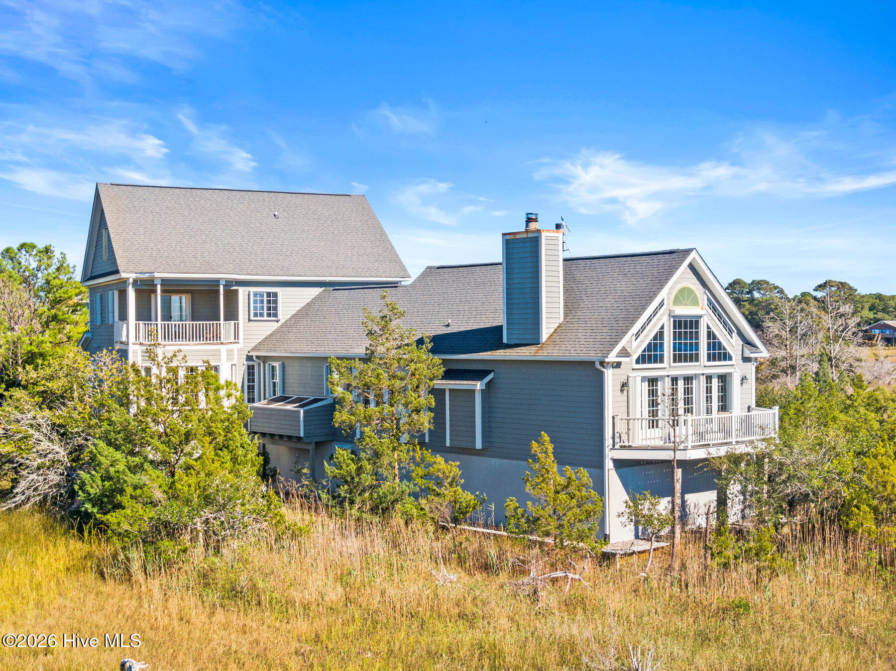 100558042 | Photo 63