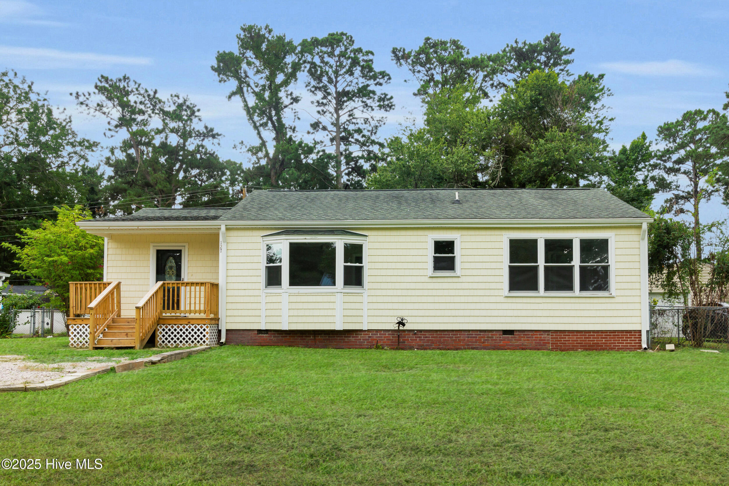 Homes for sale in Havelock, NC | 127 Beaufort Dr, Havelock, NC 28532 | MLS# 100521284