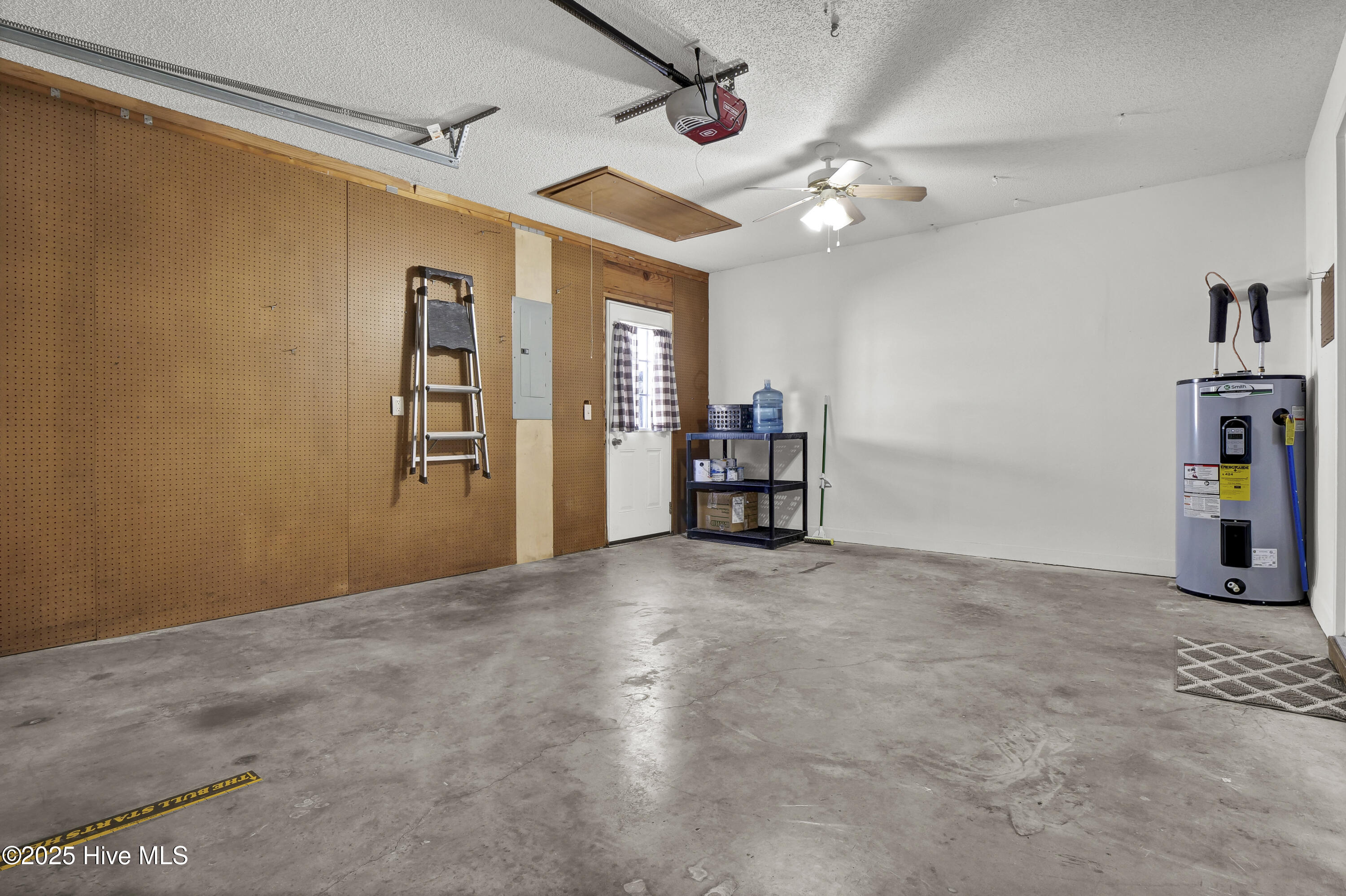 100540717 | Photo 29