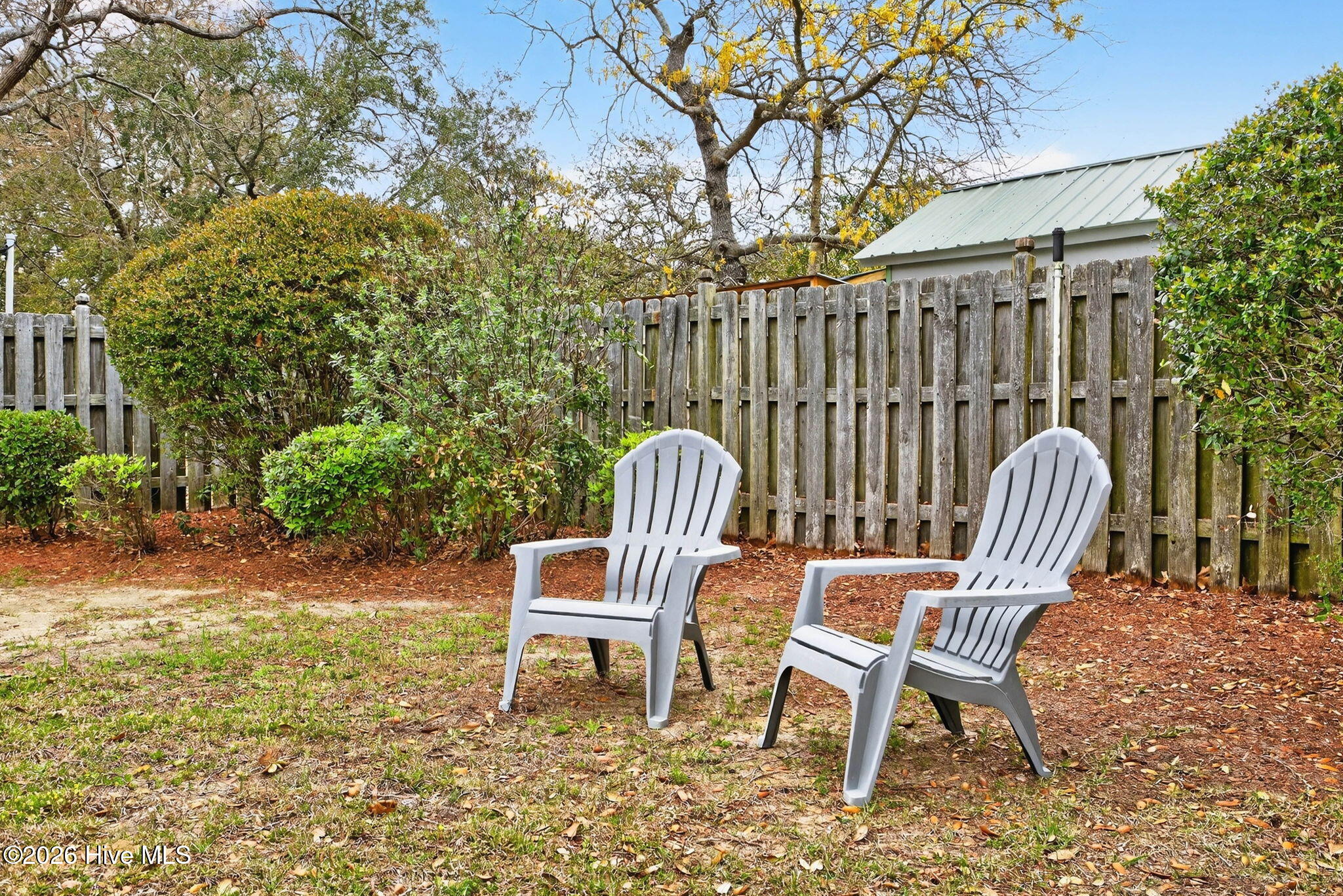 100562767 | Photo 35