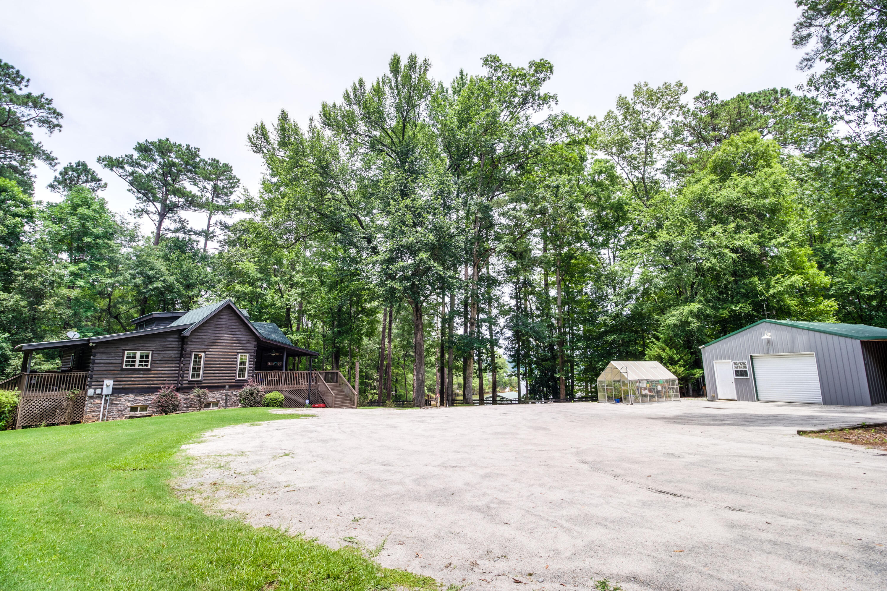 2265 Indian Rd-13