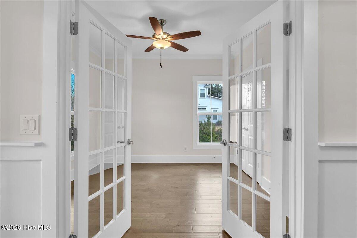 100548797 | Photo 18