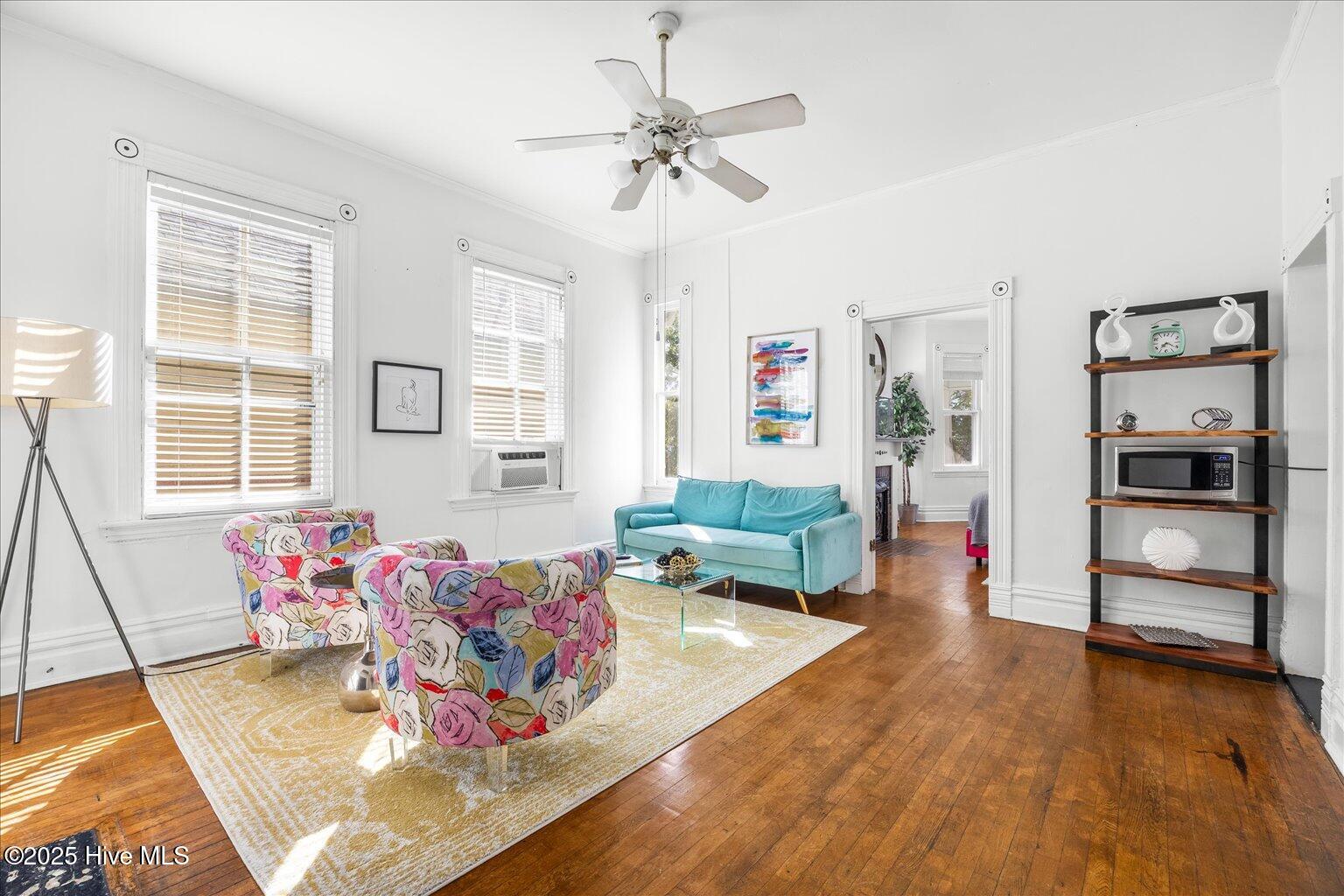 100538271 | Photo 18