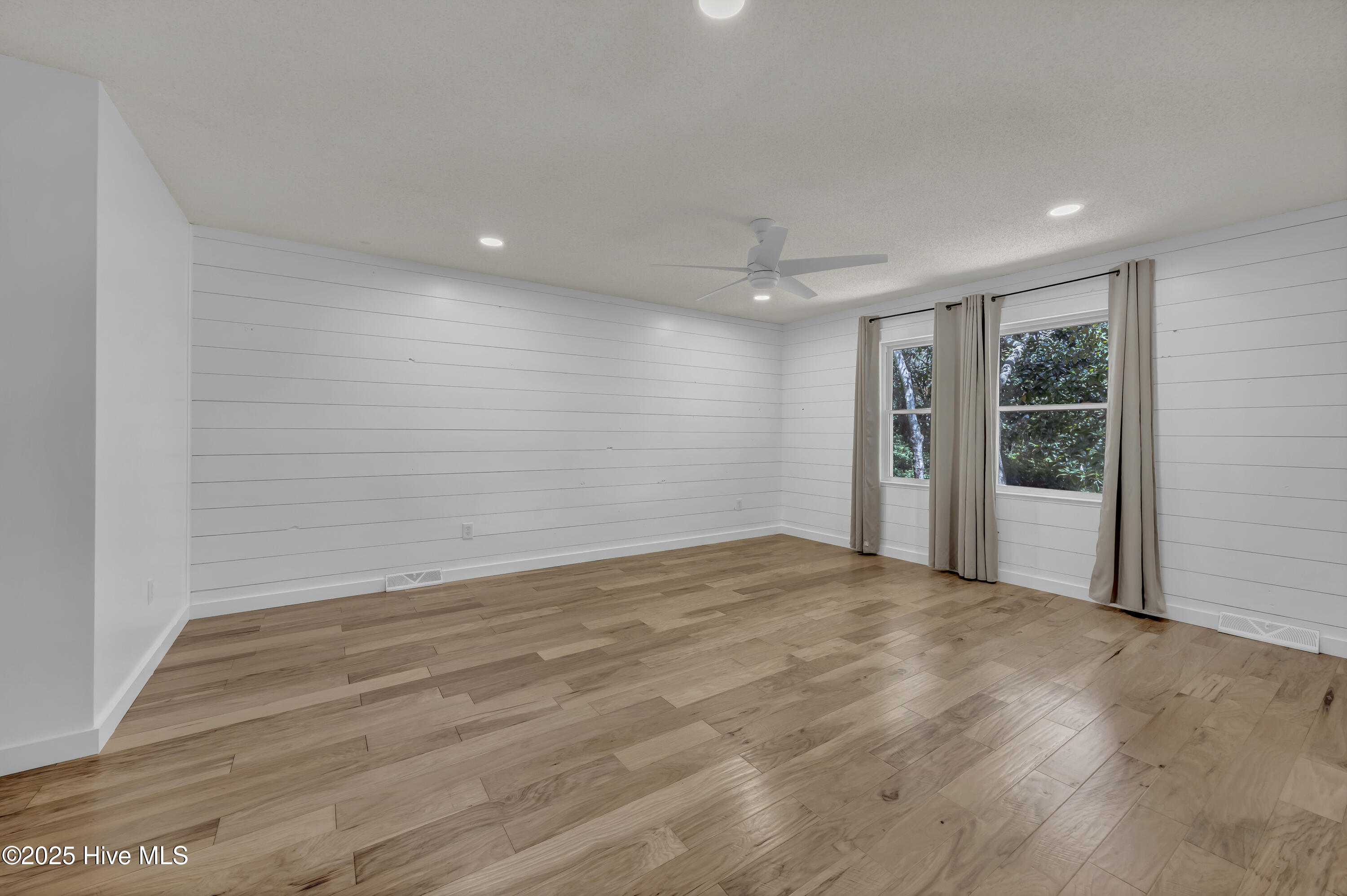 611 Harper Avenue, Carolina Beach, NC 28428 – photo 14: IMG_0186