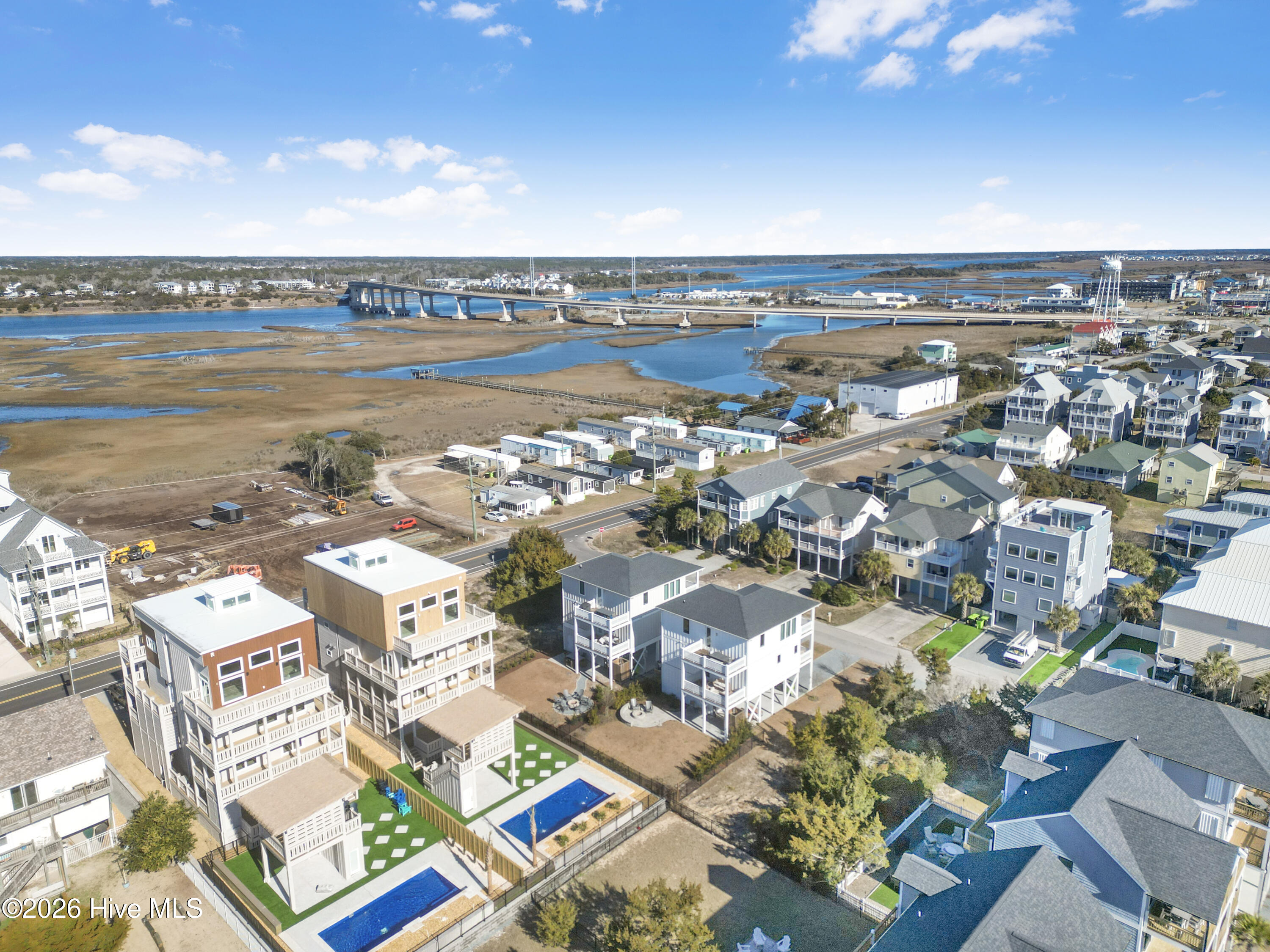 100551953 | Photo 118