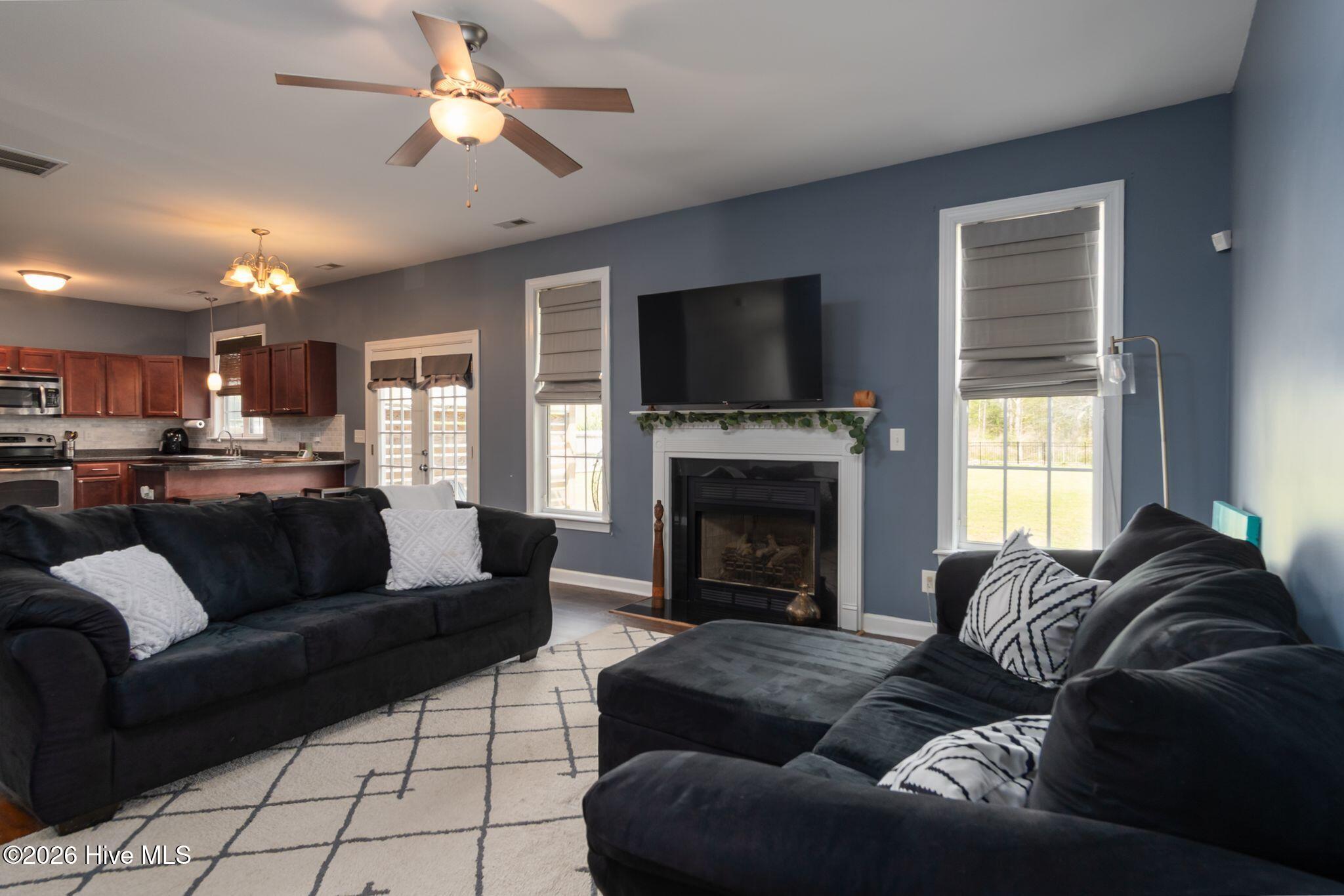 100565163 | Photo 13