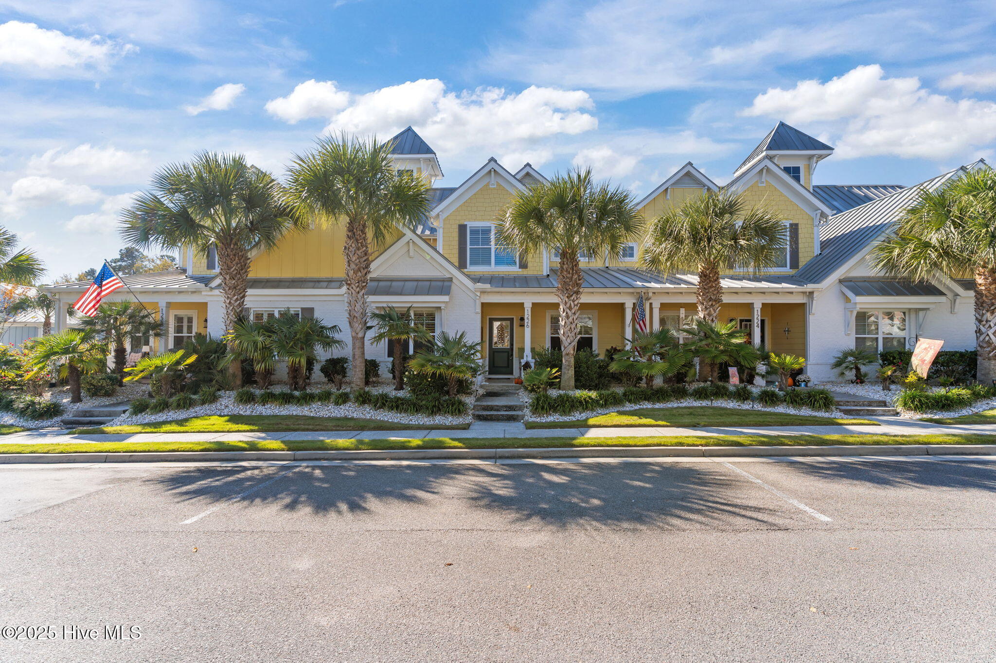 100540381 | Photo 70