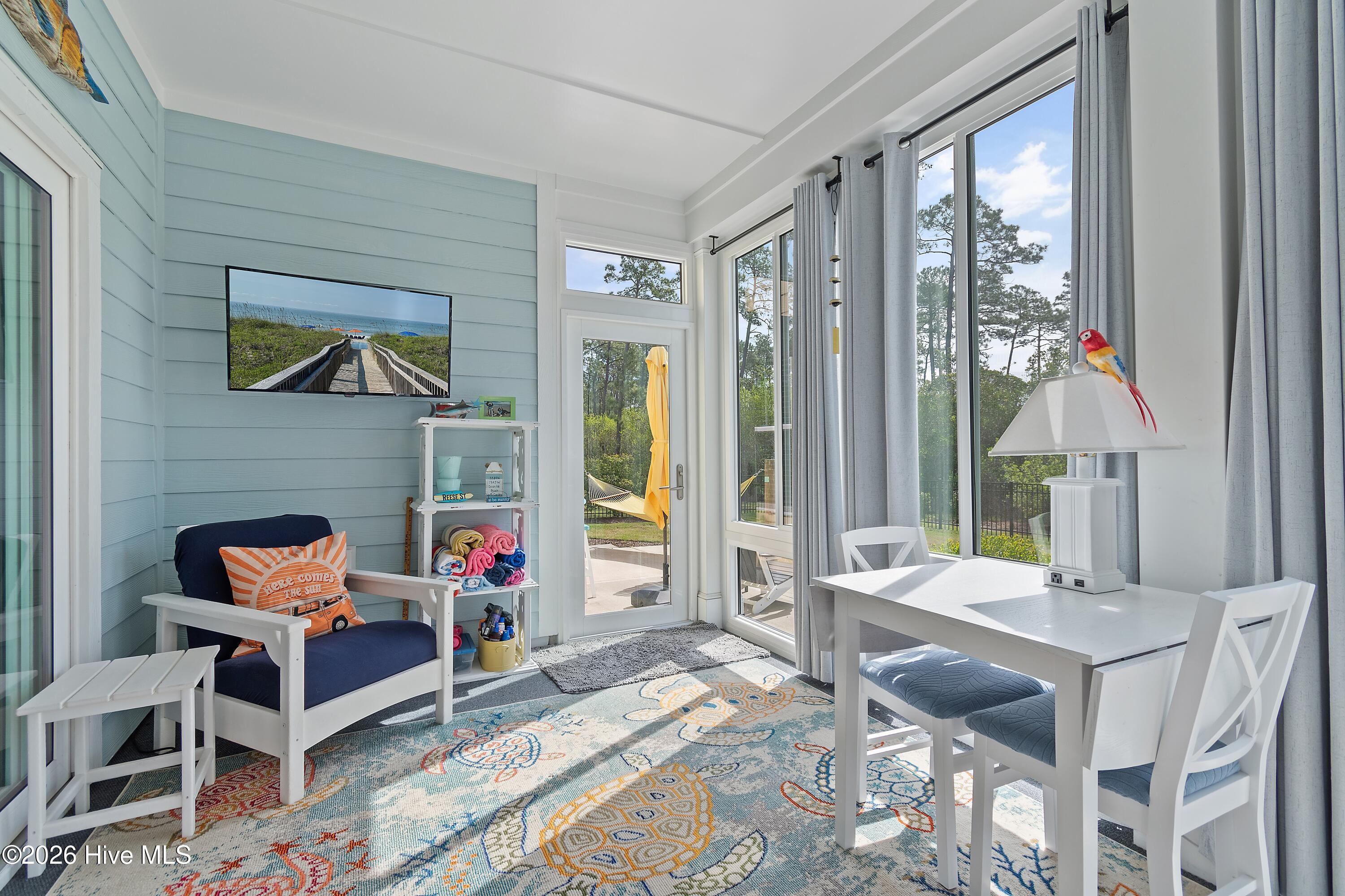 100566064 | Photo 34