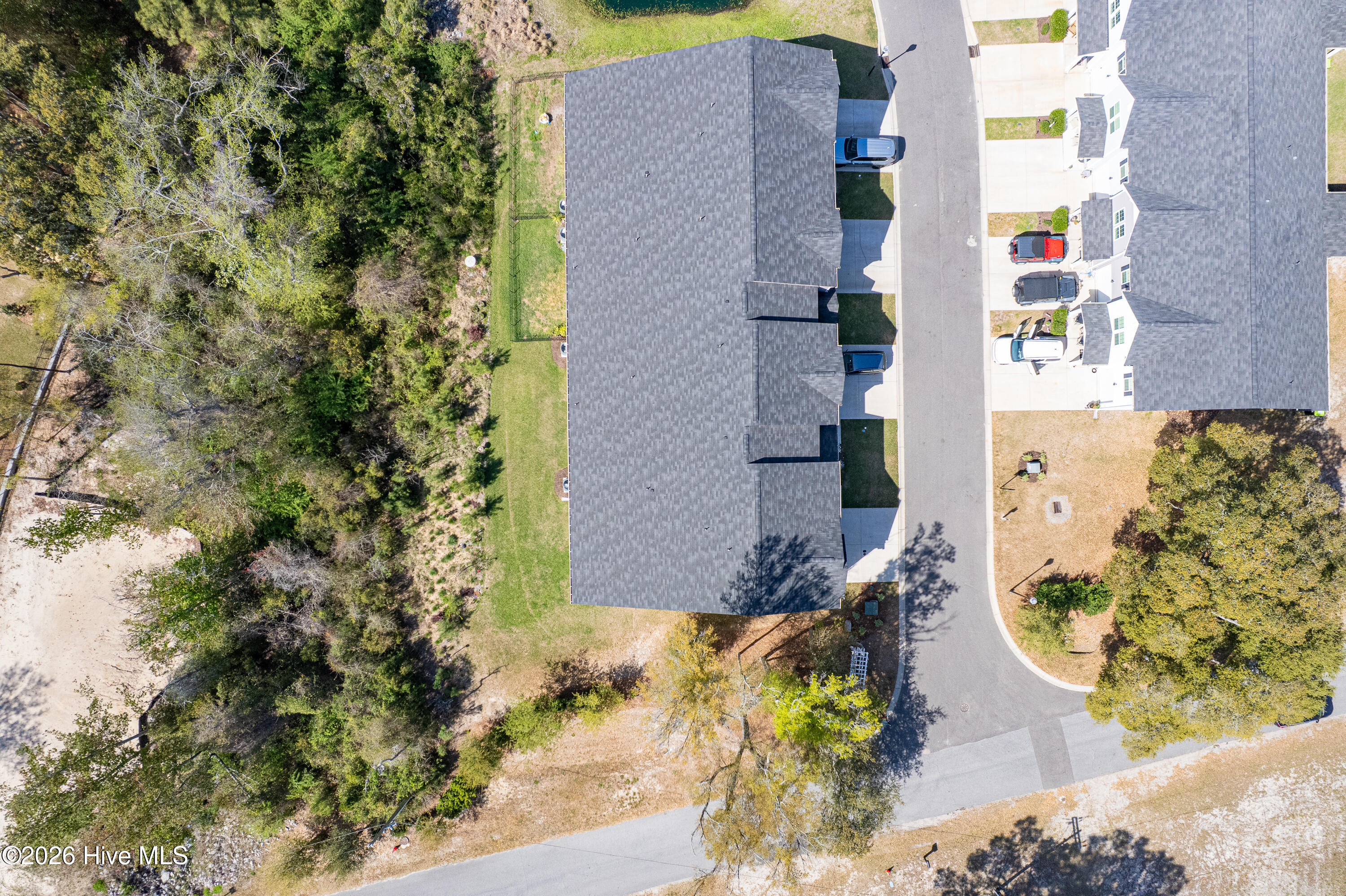 100565599 | Photo 16