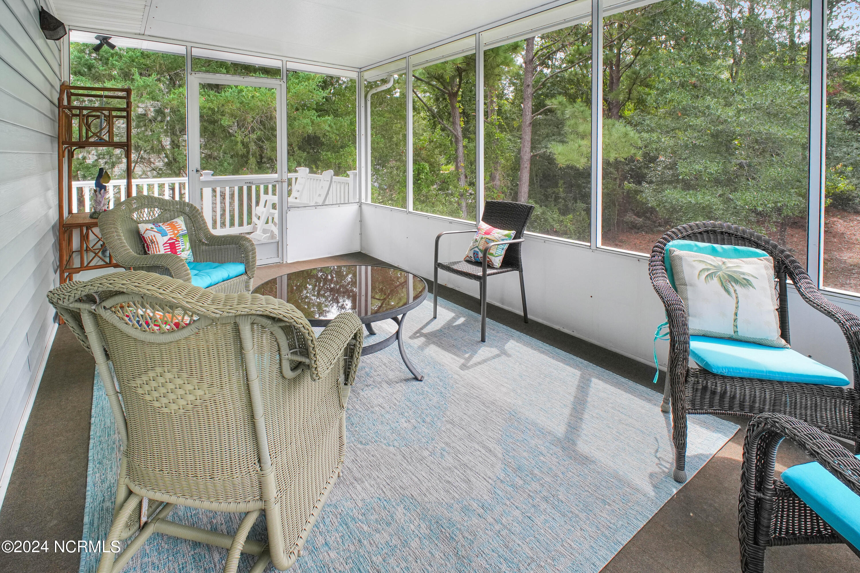 100465248 | Photo 17