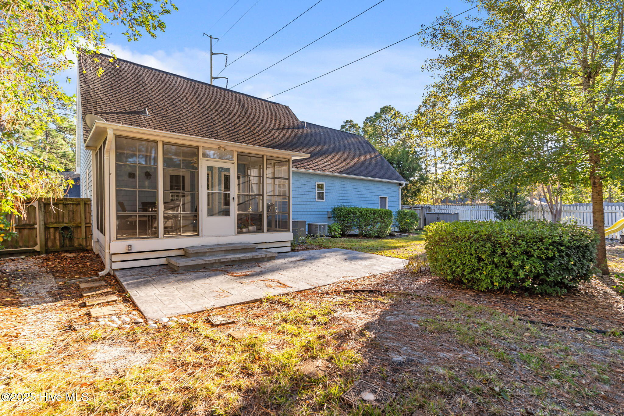 100539948 | Photo 36