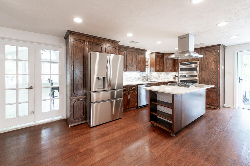 Spacious Kitchen!
