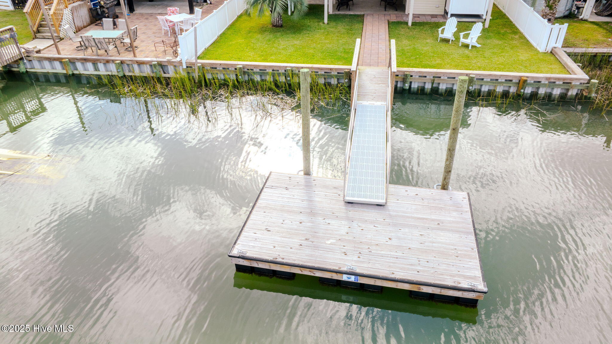 New dock and seawall built in 2024