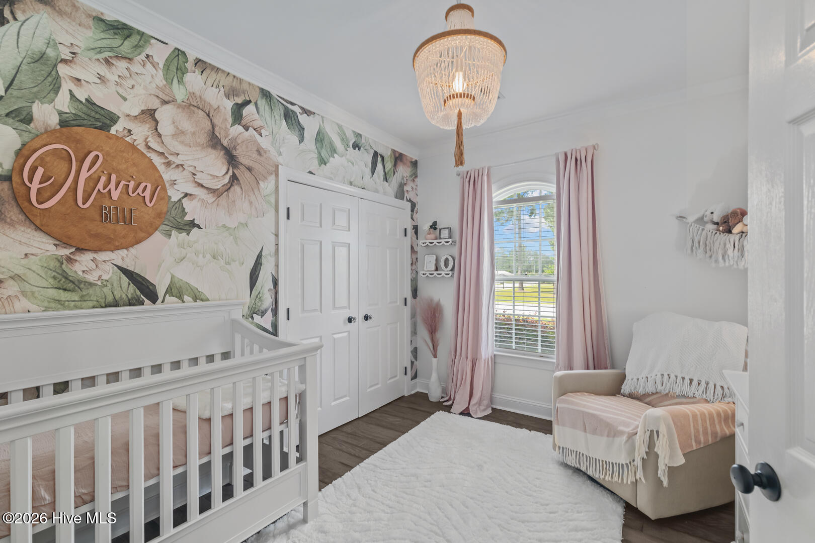 100557590 | Photo 52