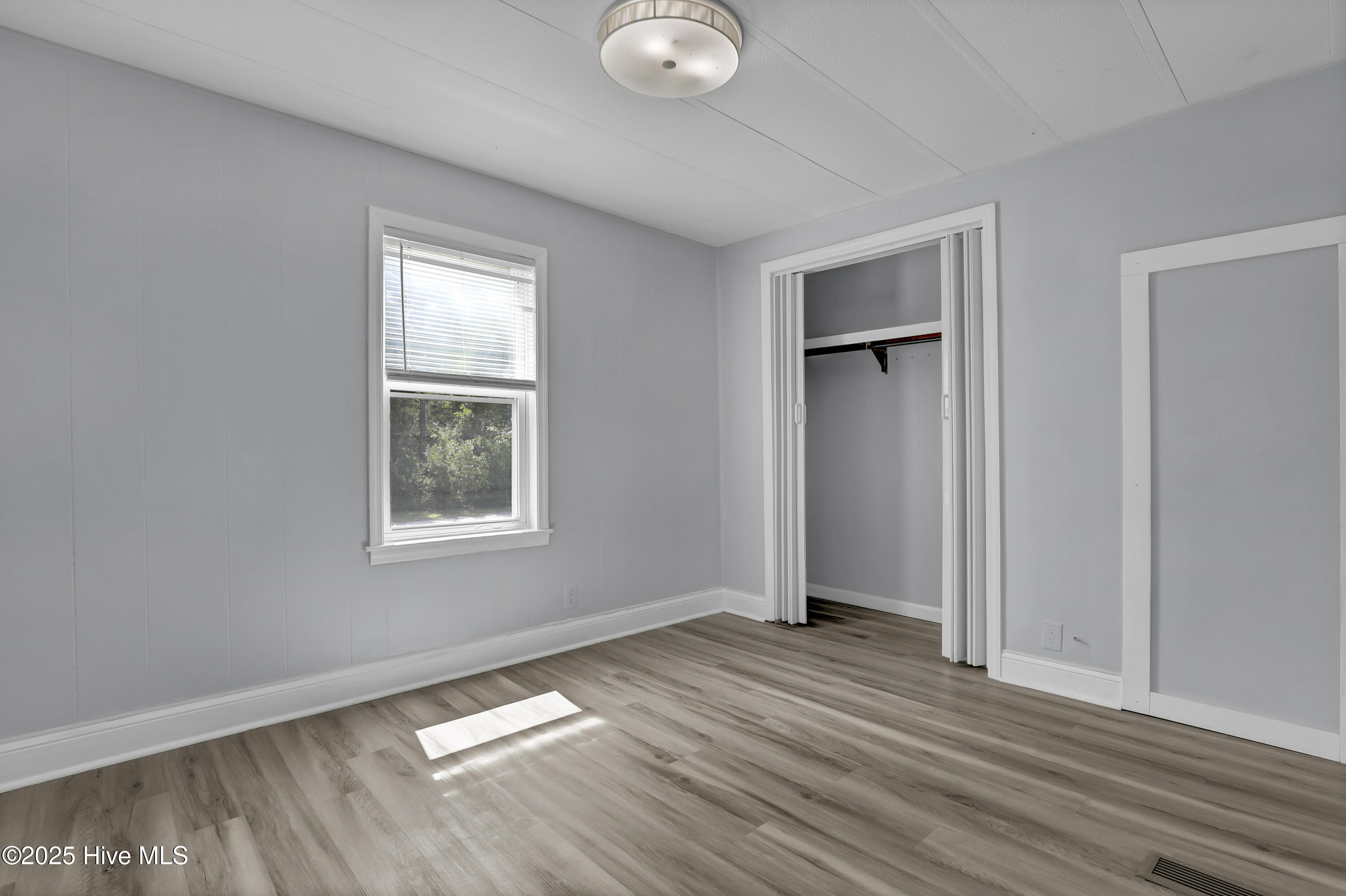 100516284 | Photo 14