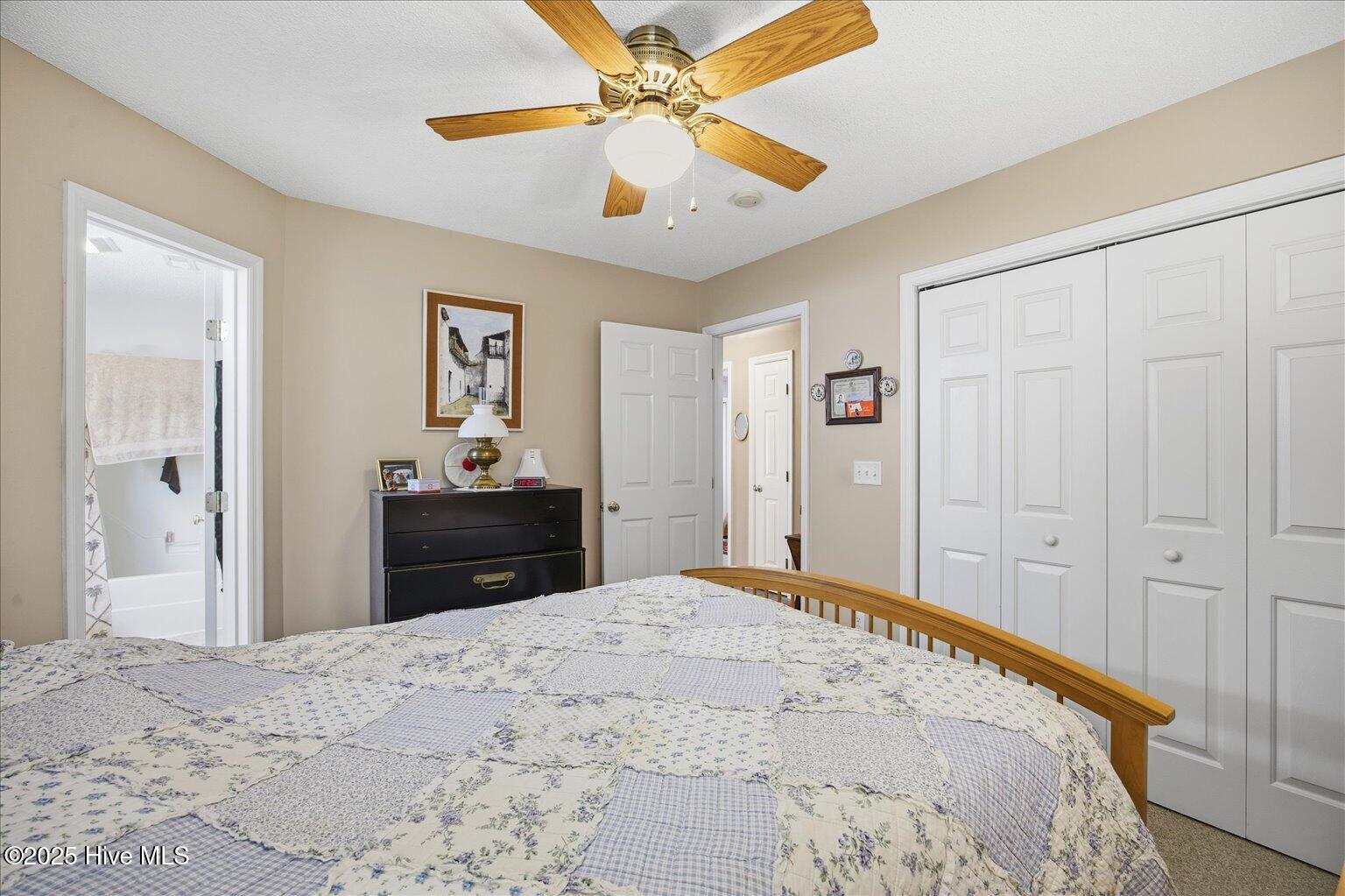 100543626 | Photo 22