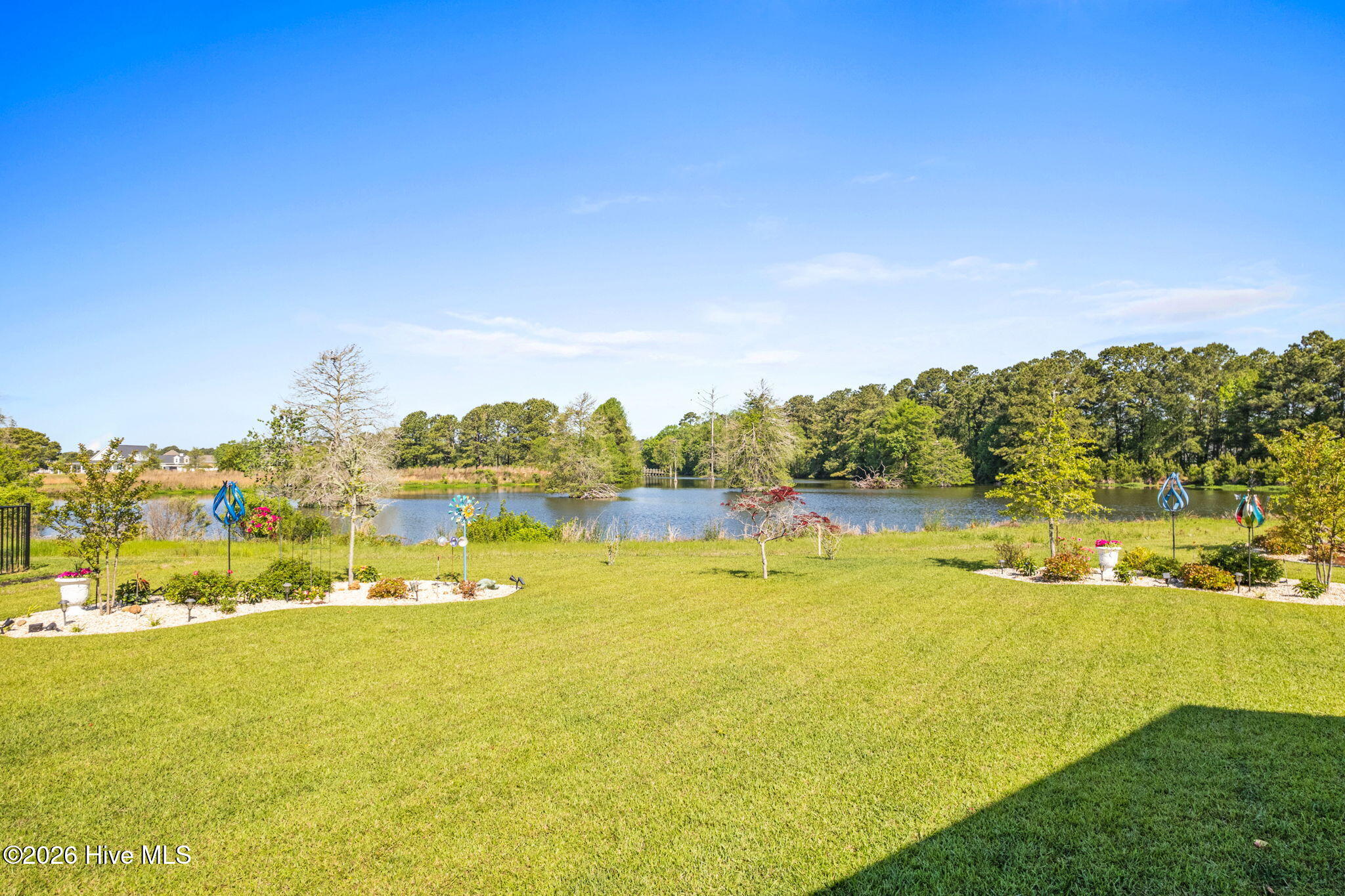 100560467 | Photo 40