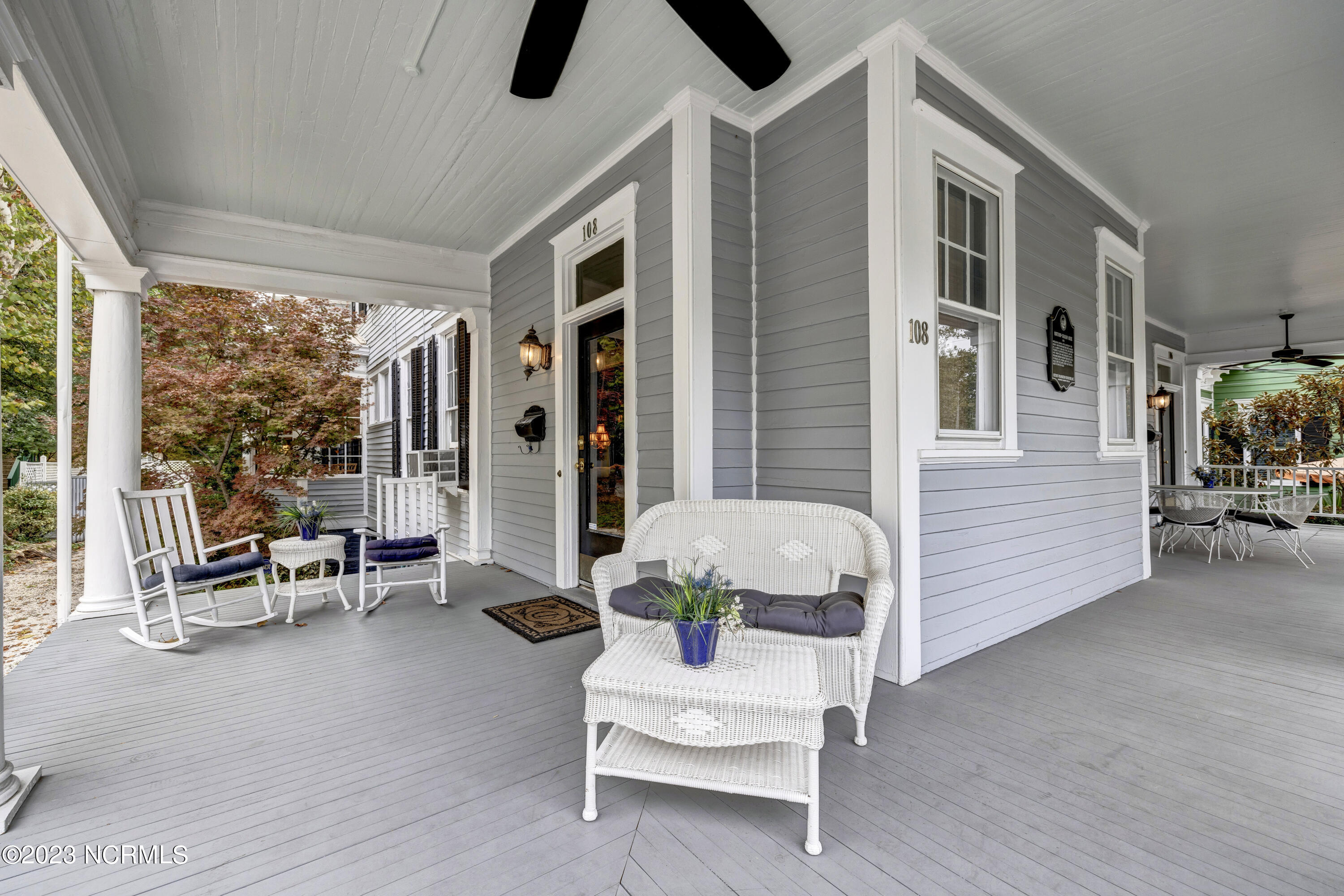 106 S 5th Avenue, Wilmington, NC 28401 – photo 6: Front Porch Side SE Entrance