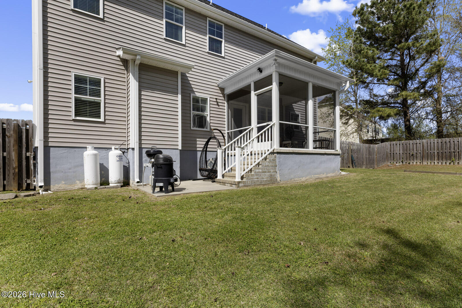 100564946 | Photo 32