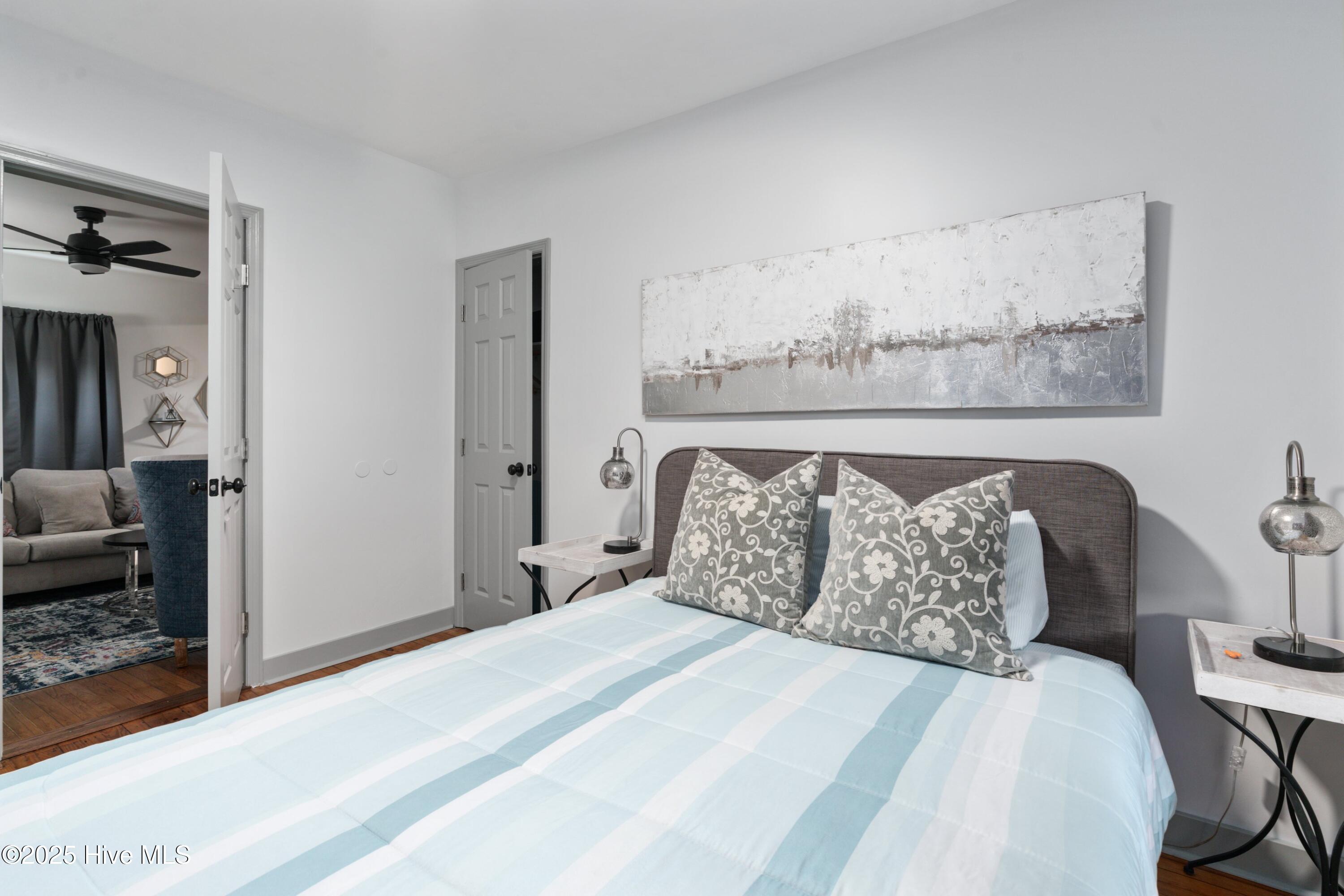 100551240 | Photo 17