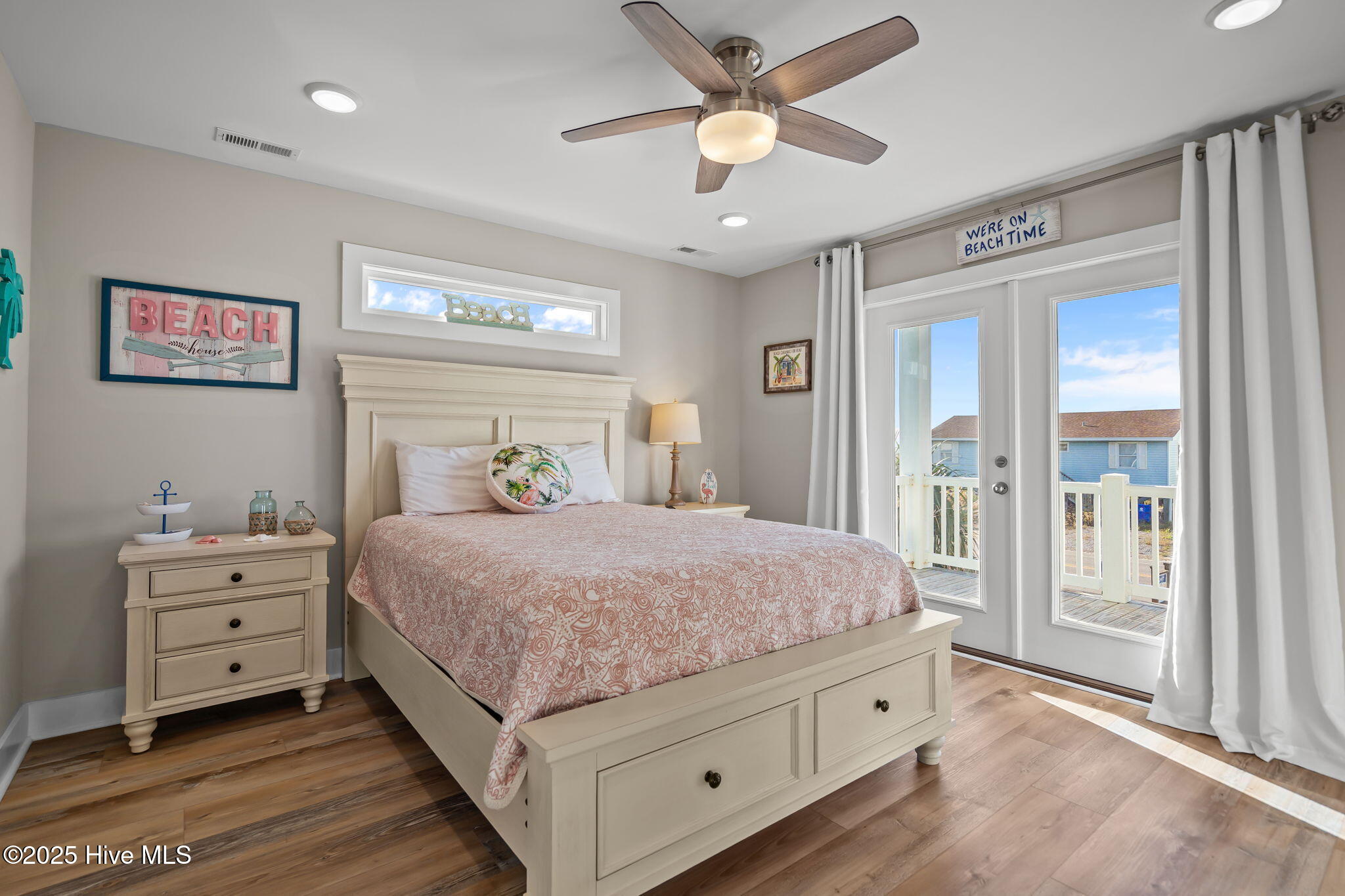 100538696 | Photo 28