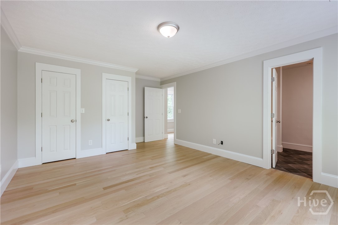 155 Hunters Pointe Drive