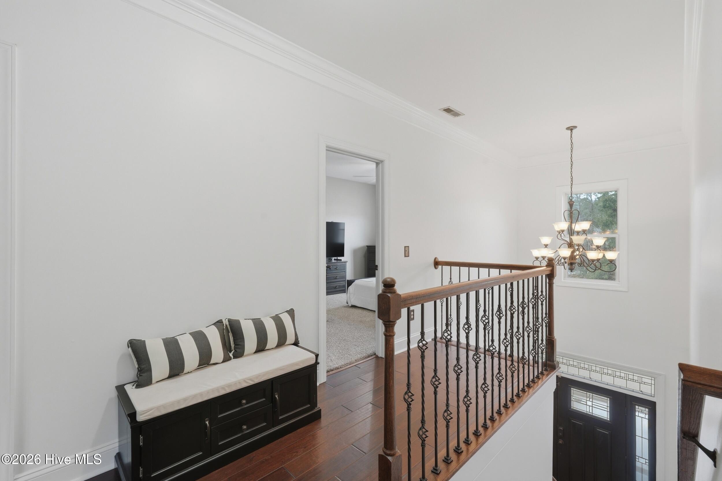 100551970 | Photo 42