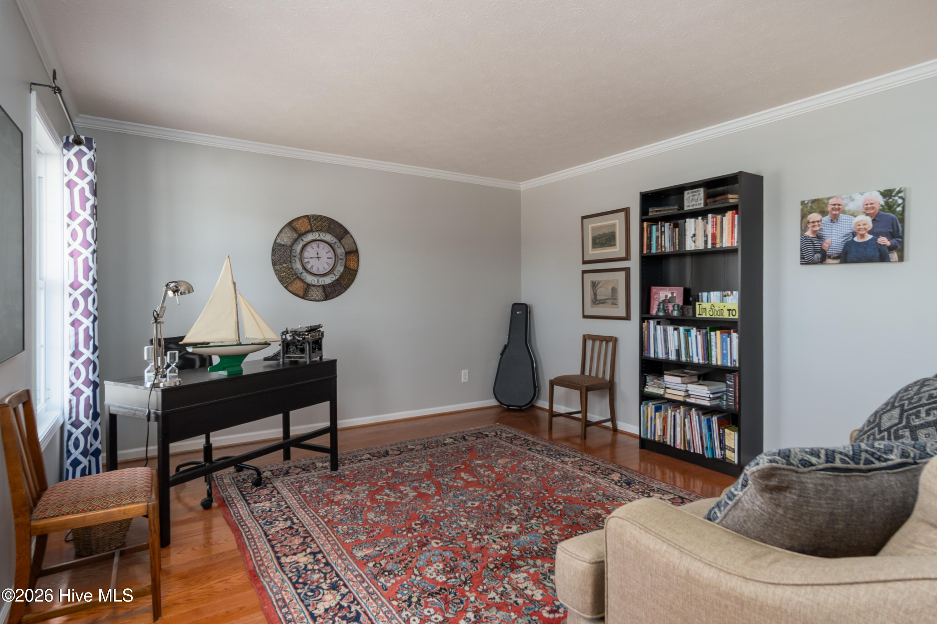 100569797 | Photo 13