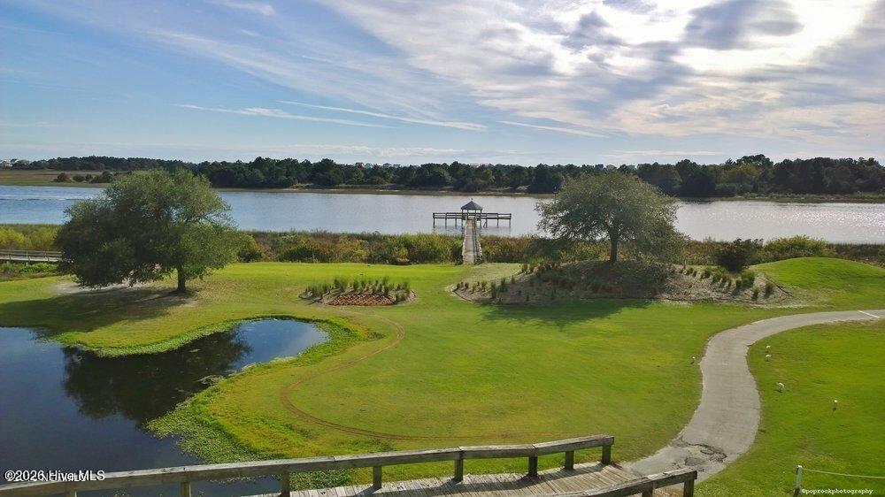 100560240 | Photo 45