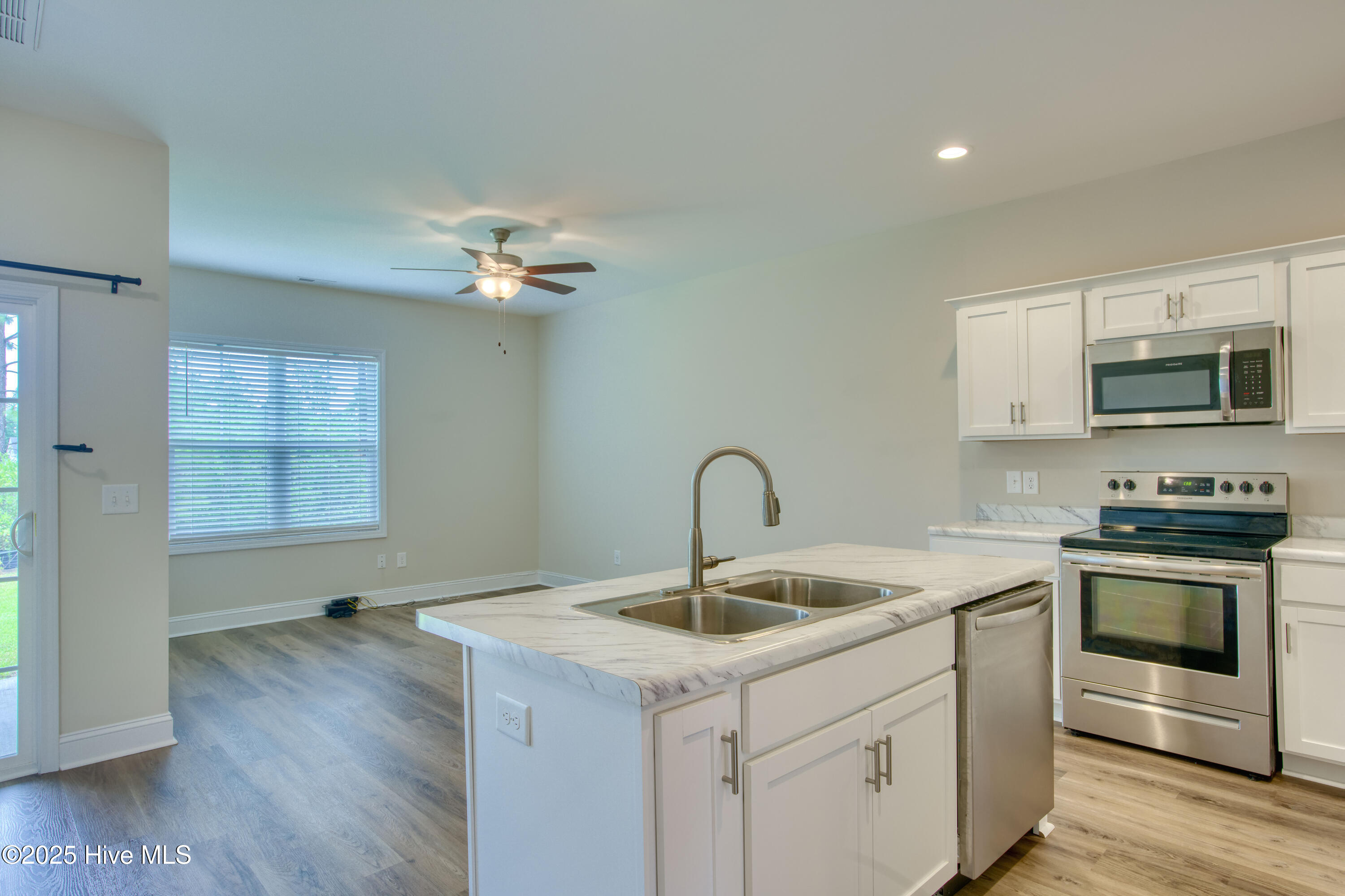329 S Stingray Lane, Sneads Ferry, NC 28460 – photo 3: 329 Stingray - Interiors - Edited_18