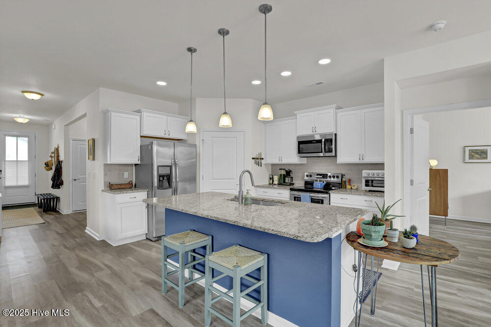 239 Seneca Reef Drive, Hampstead, NC 28443 – photo 7: Kitchen