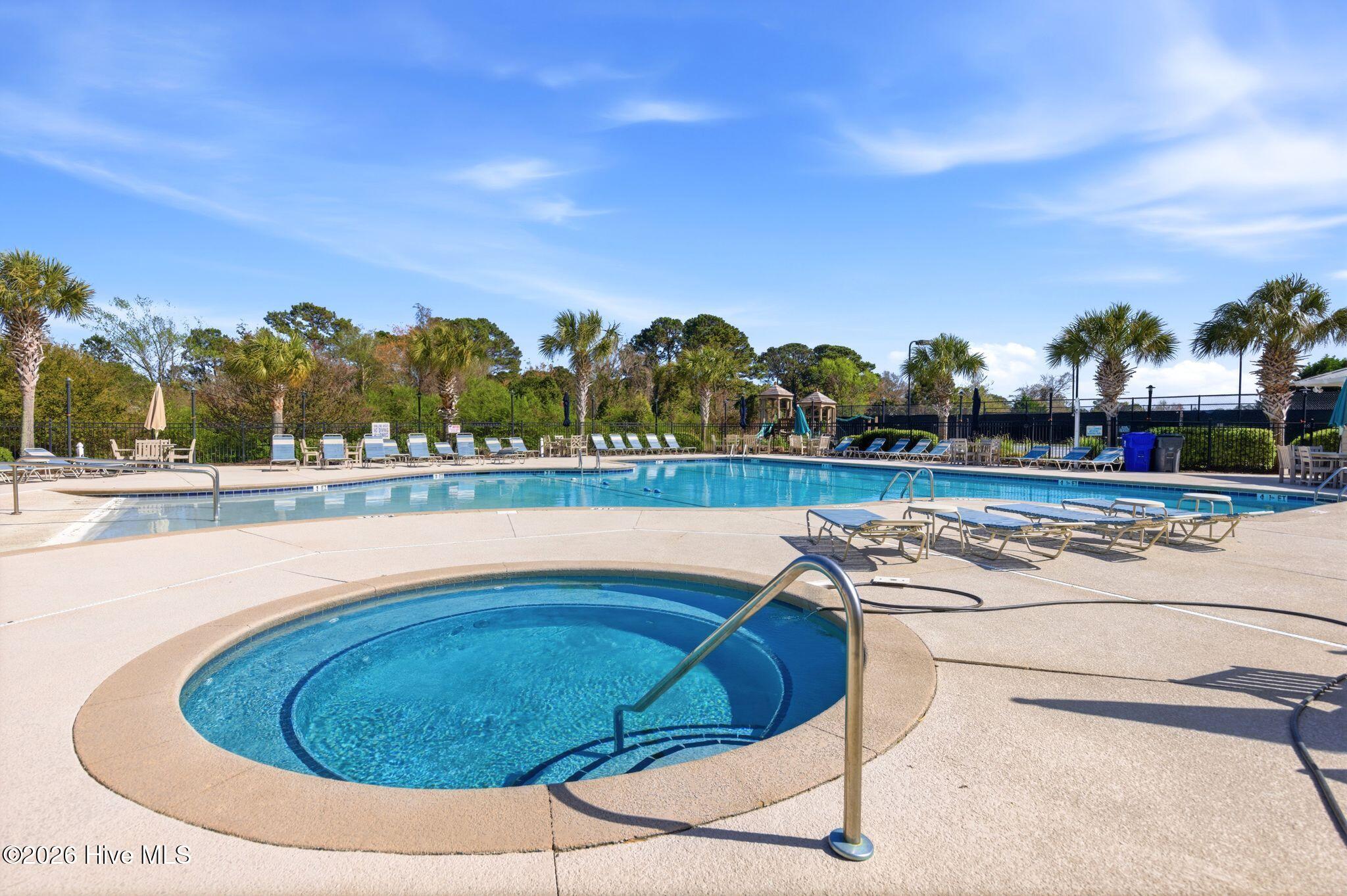 100564398 | Photo 46