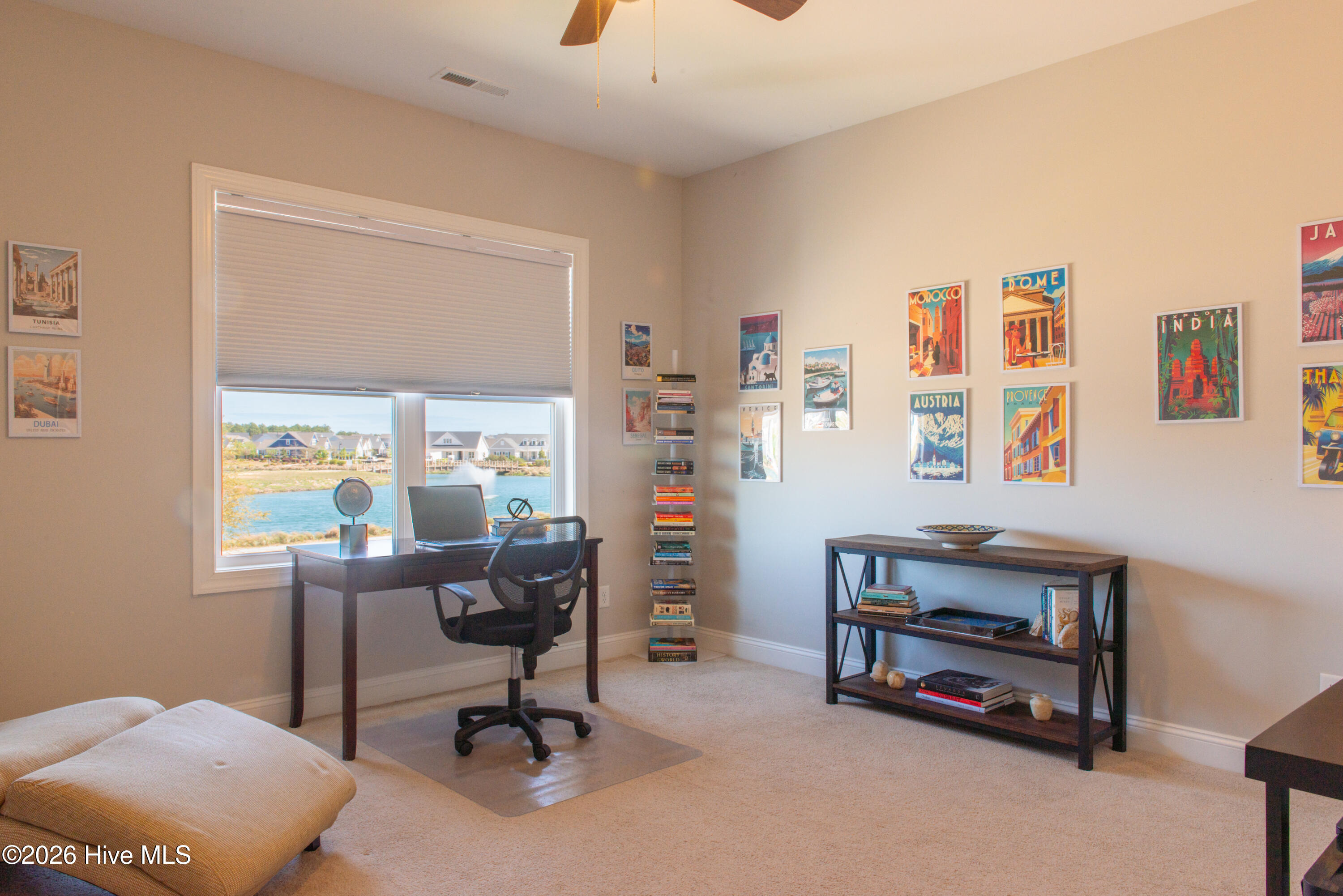 100568036 | Photo 49