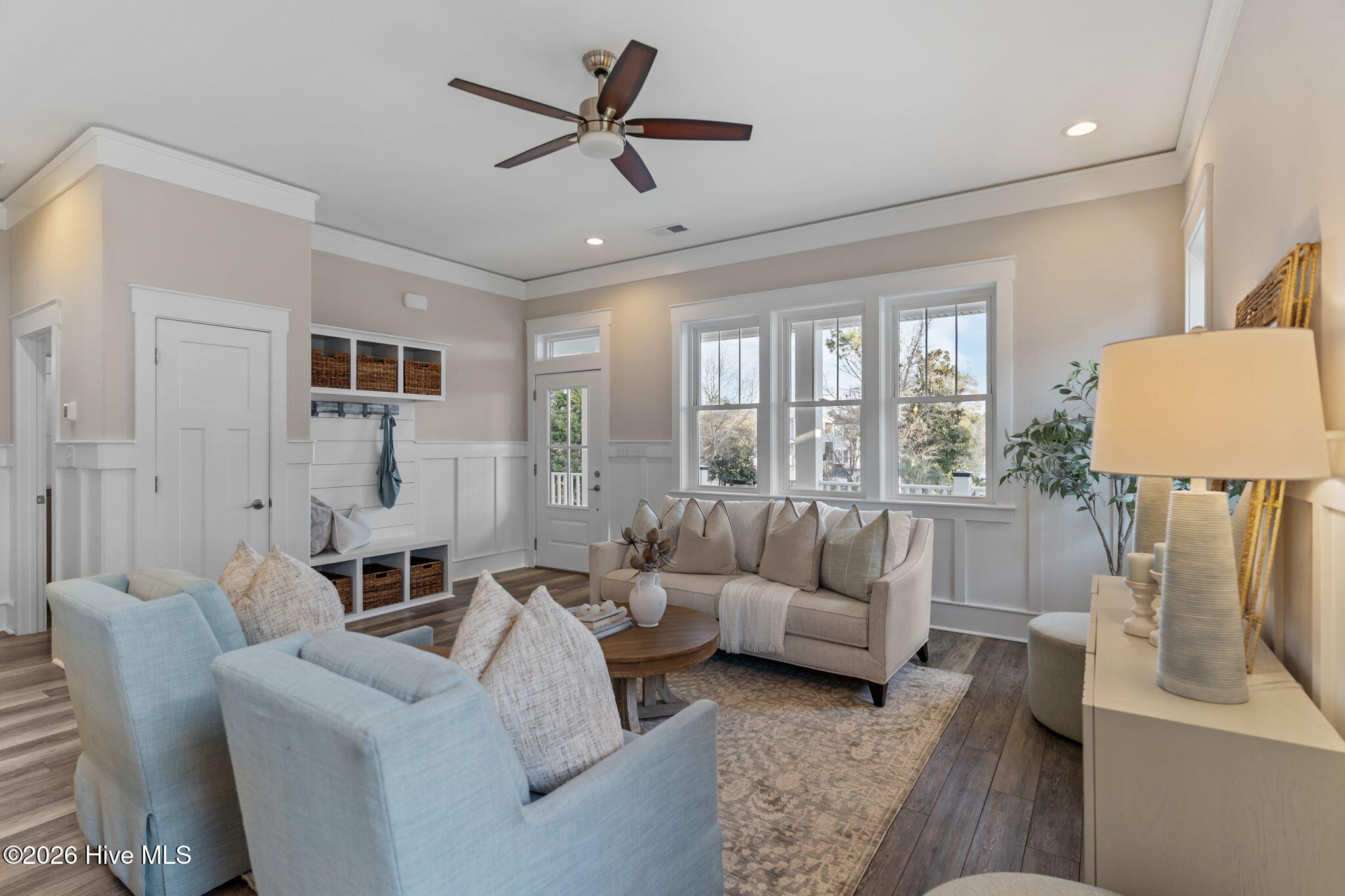 100561647 | Photo 20