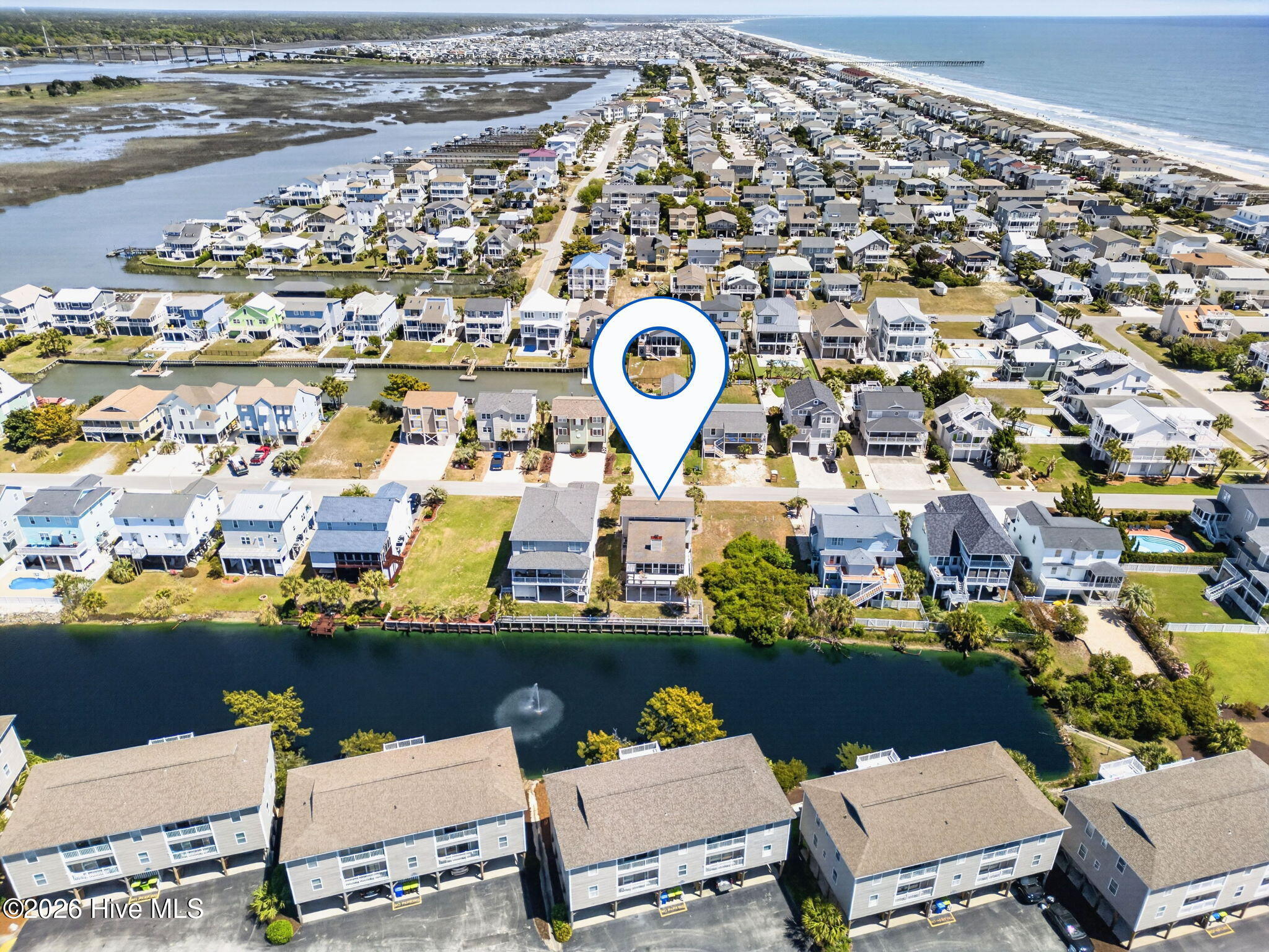 100566511 | Photo 51