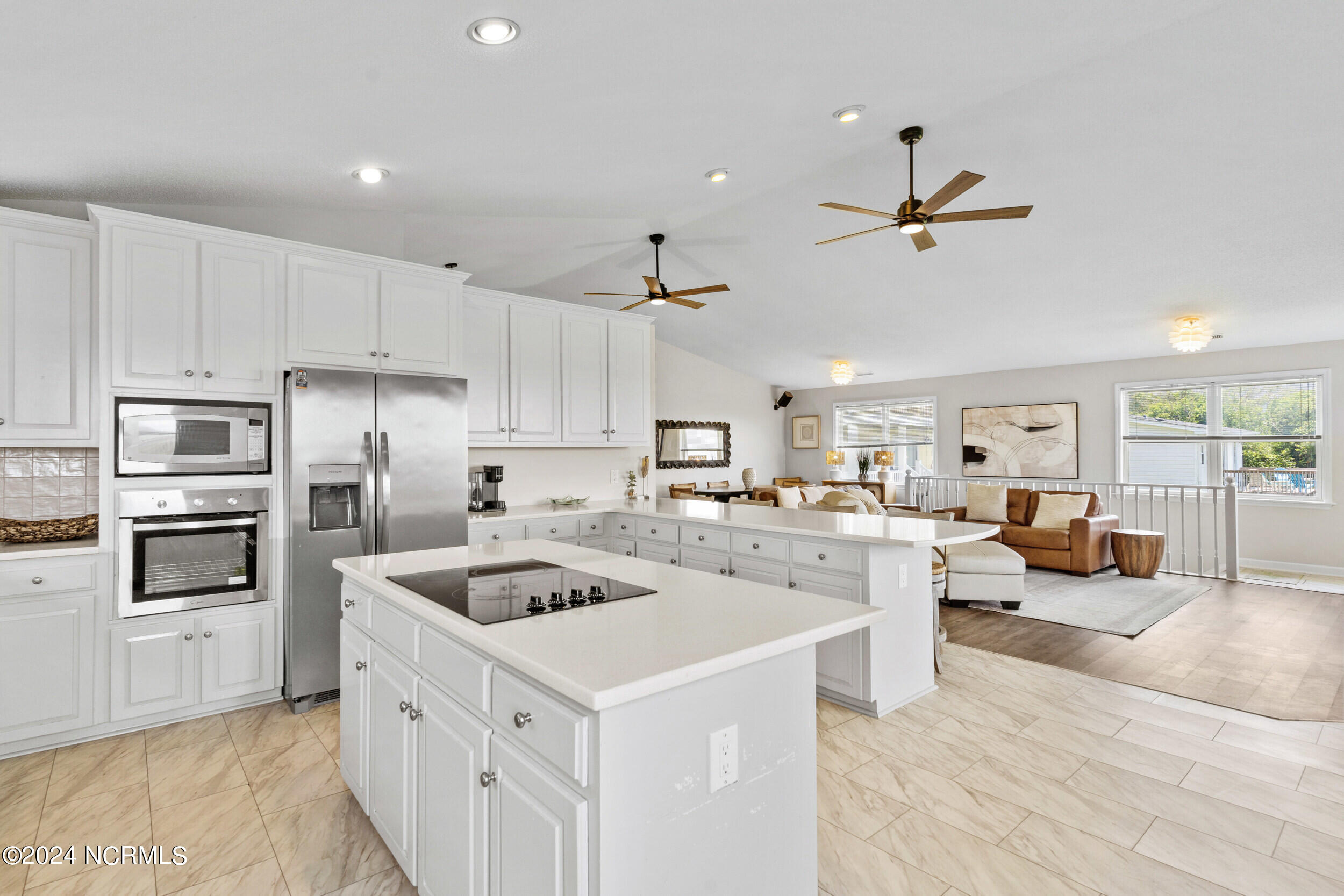 100539951 | Photo 16