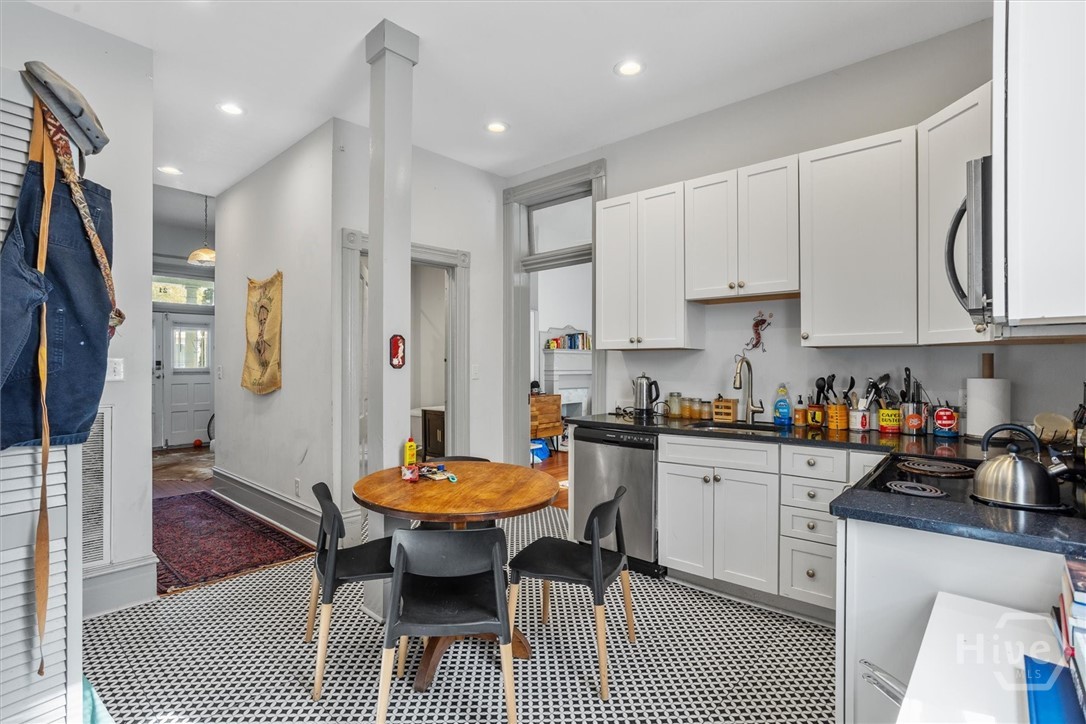 21 W 36th Street, Savannah, GA, 31401