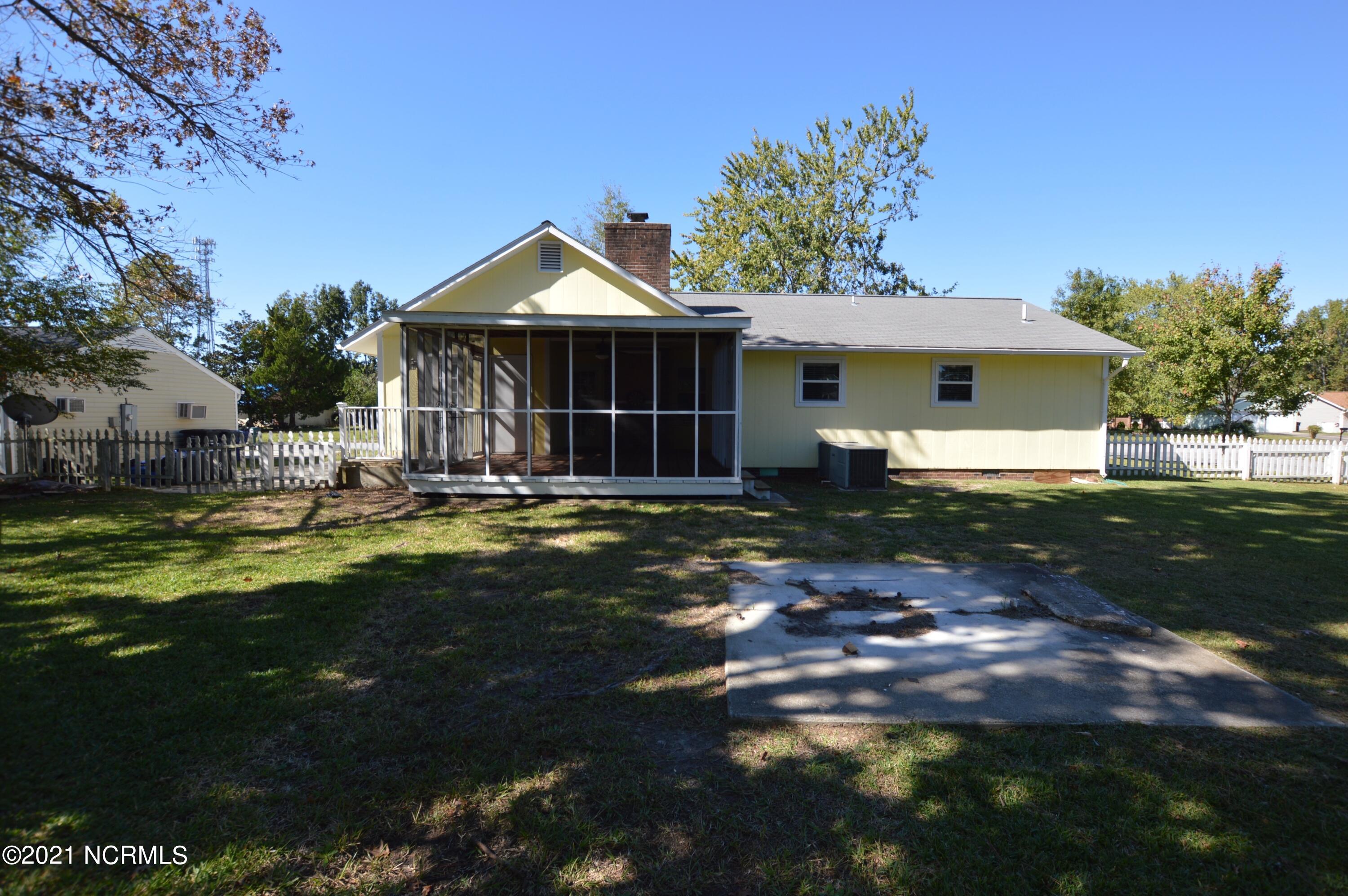 100562914 | Photo 30