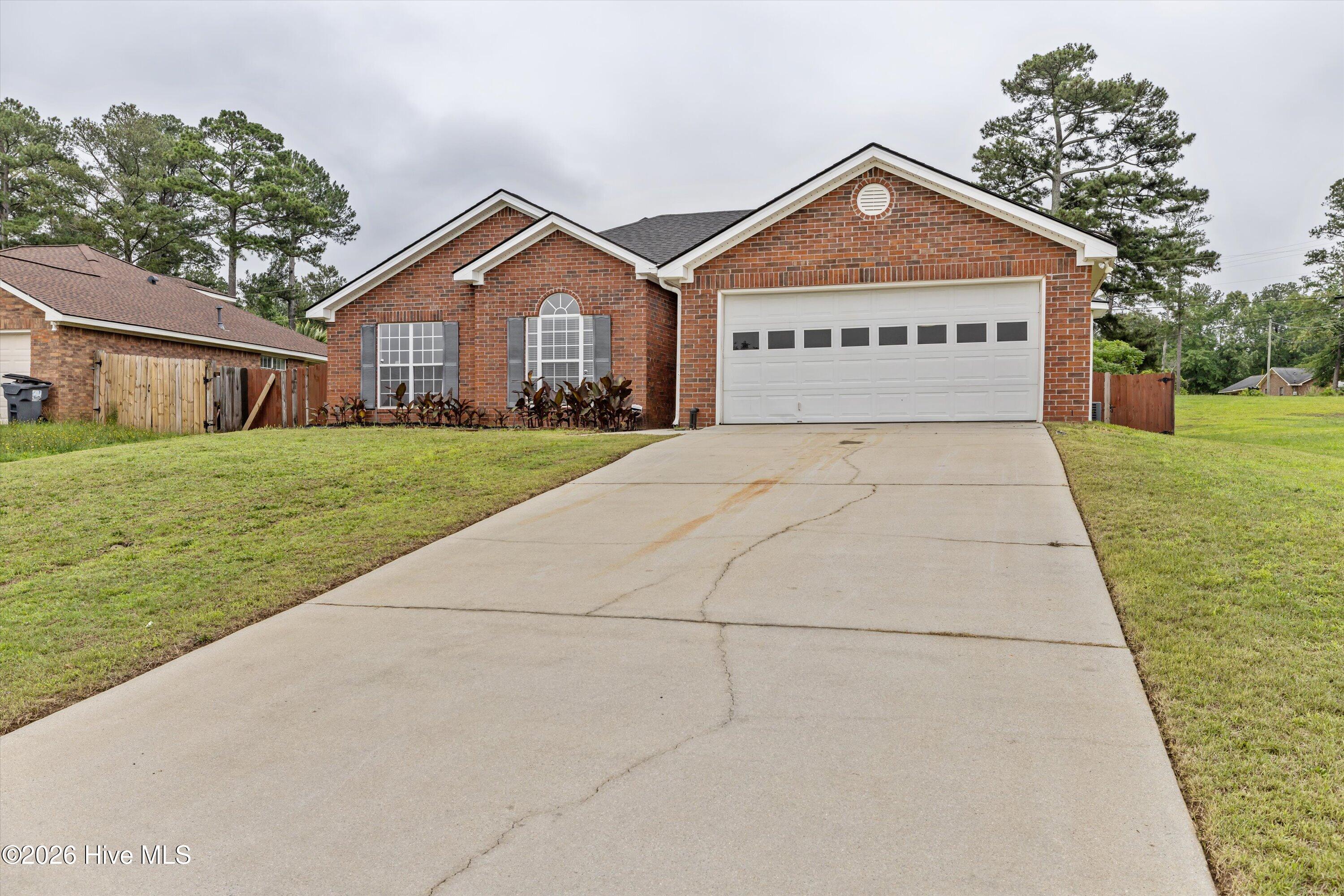 Listing Photo 100591172