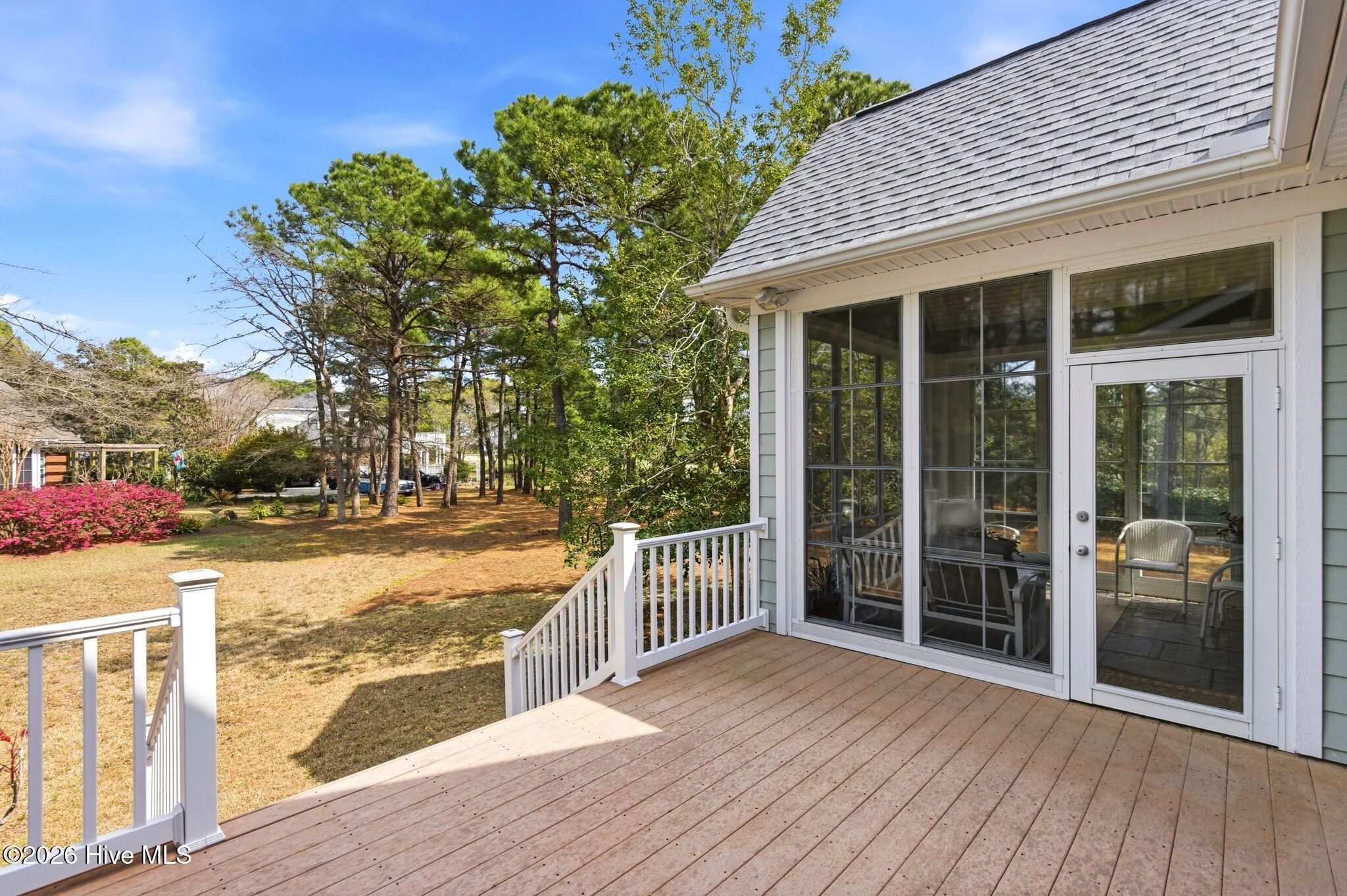 100564231 | Photo 60